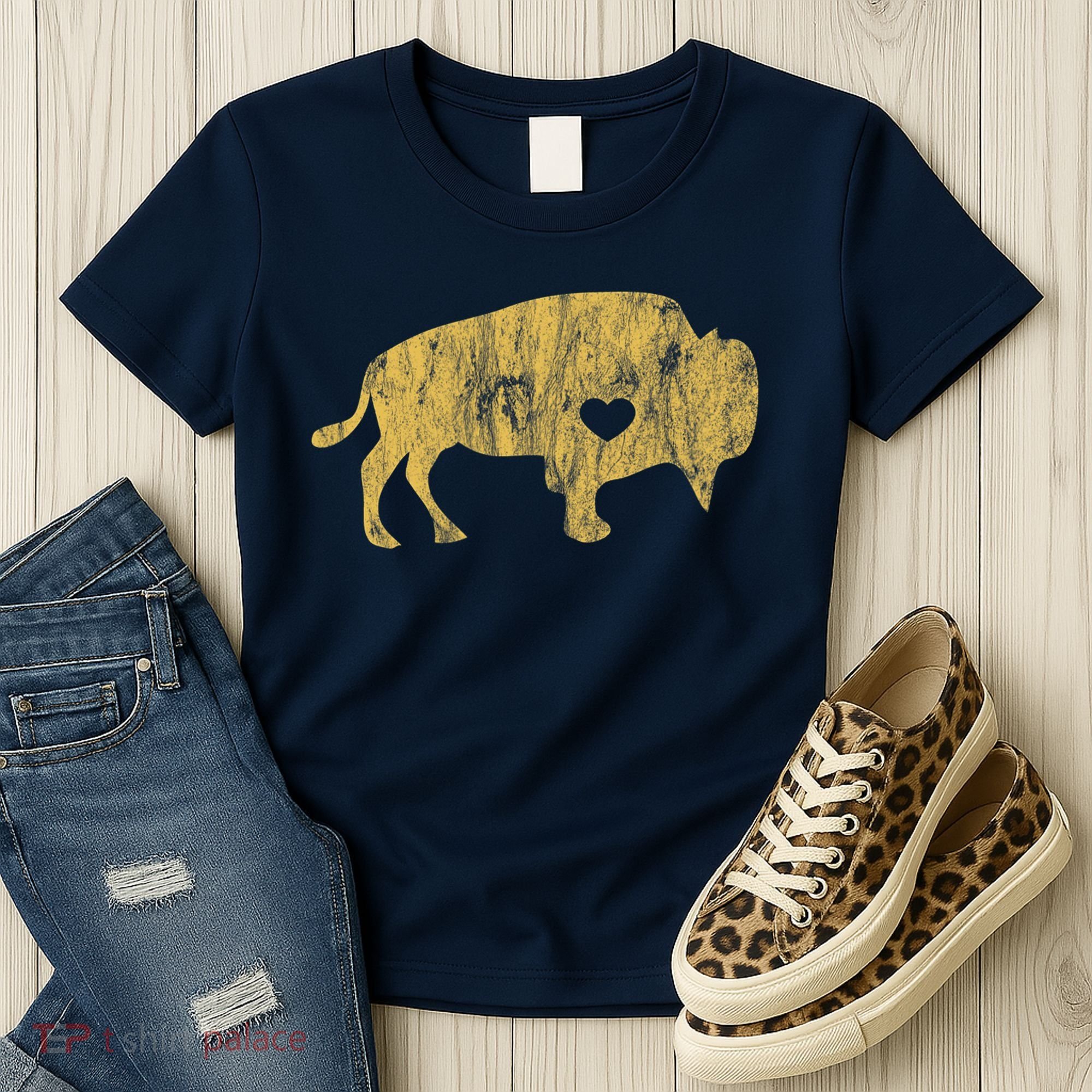 I Love Buffaloes Golden Buffalo Bison Lover Gift Ideas Women's T-Shirt