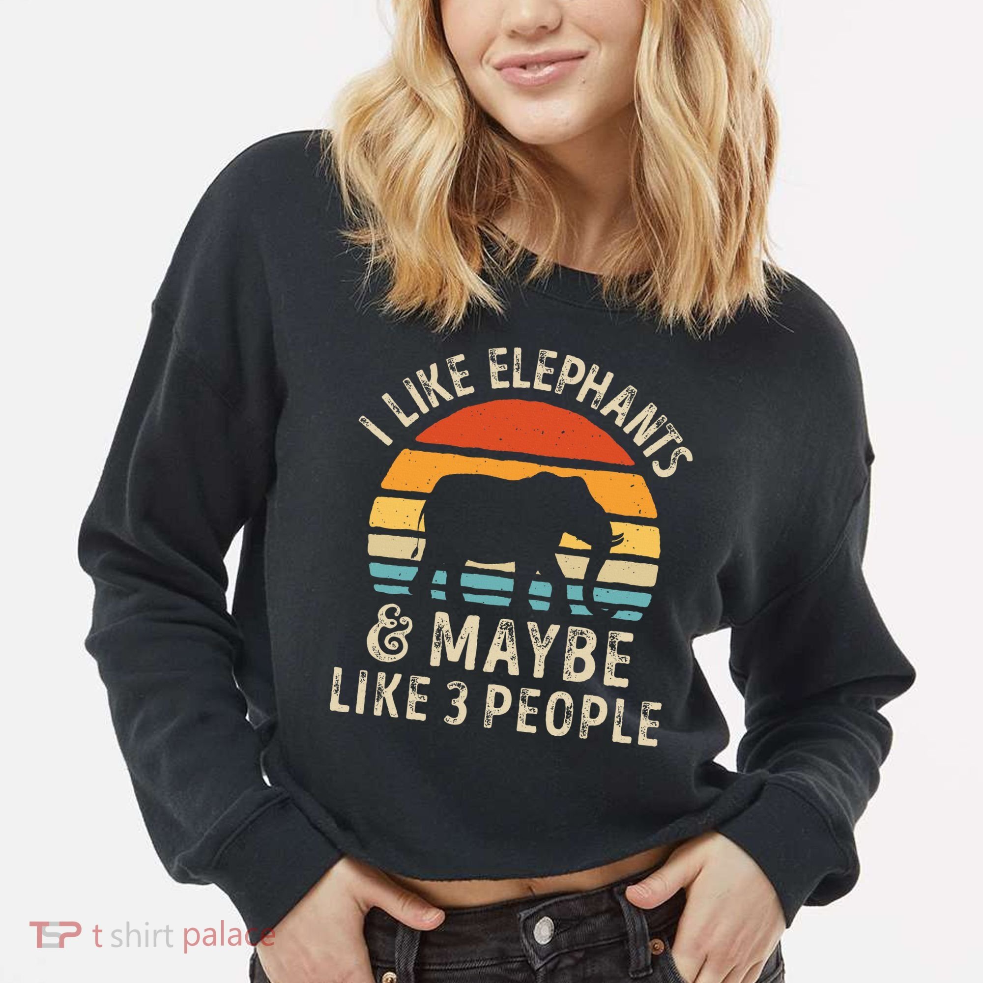 I Like Elephants And Maybe Like 3 People Elephant Retro Cropped Pullover Crew