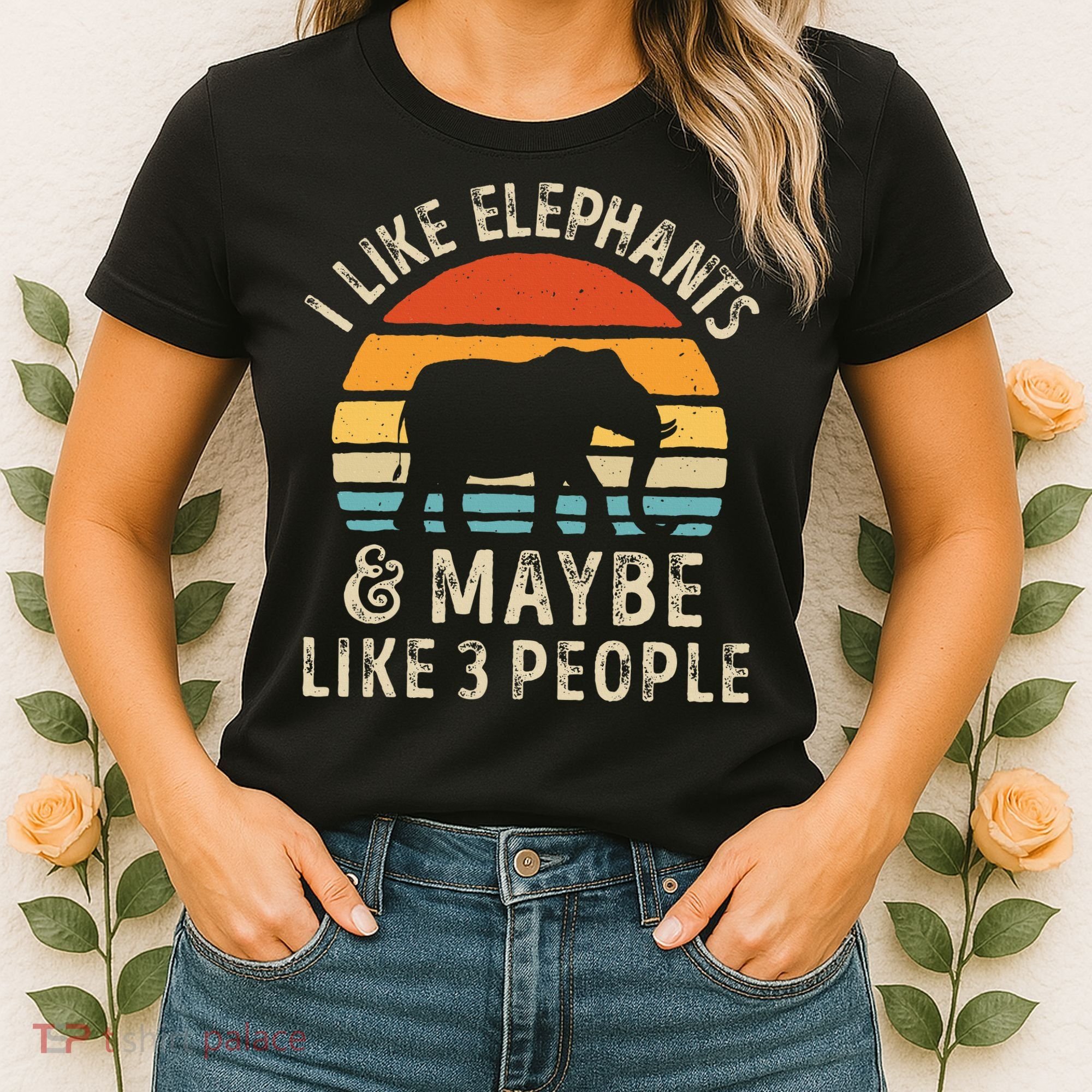 I Like Elephants And Maybe Like 3 People Elephant Retro Women's T-Shirt
