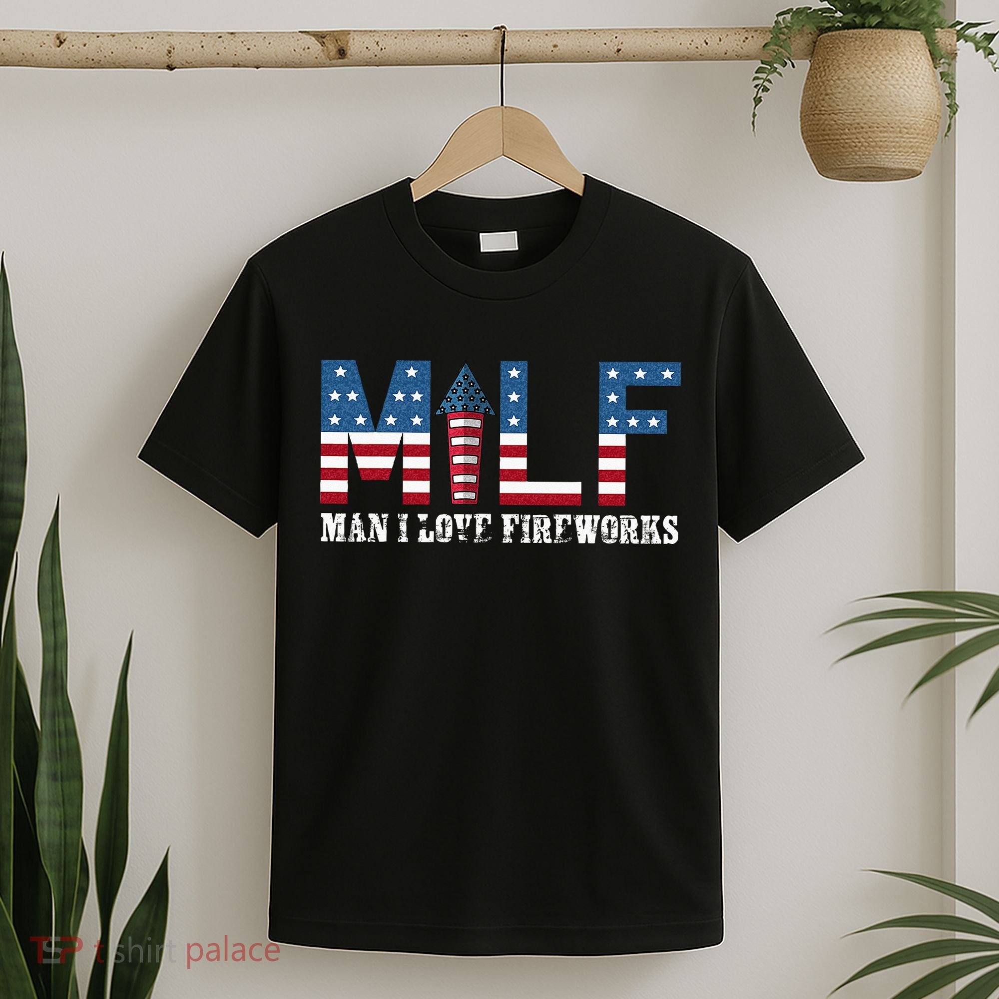 I Love Fireworks Funny 4th Of July T-Shirt