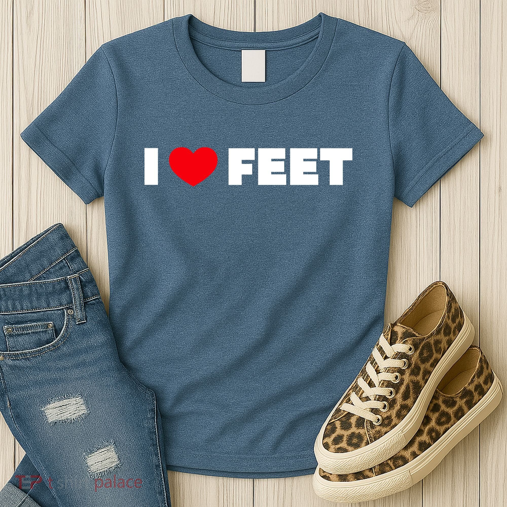 I Love Feet Women's T-Shirt