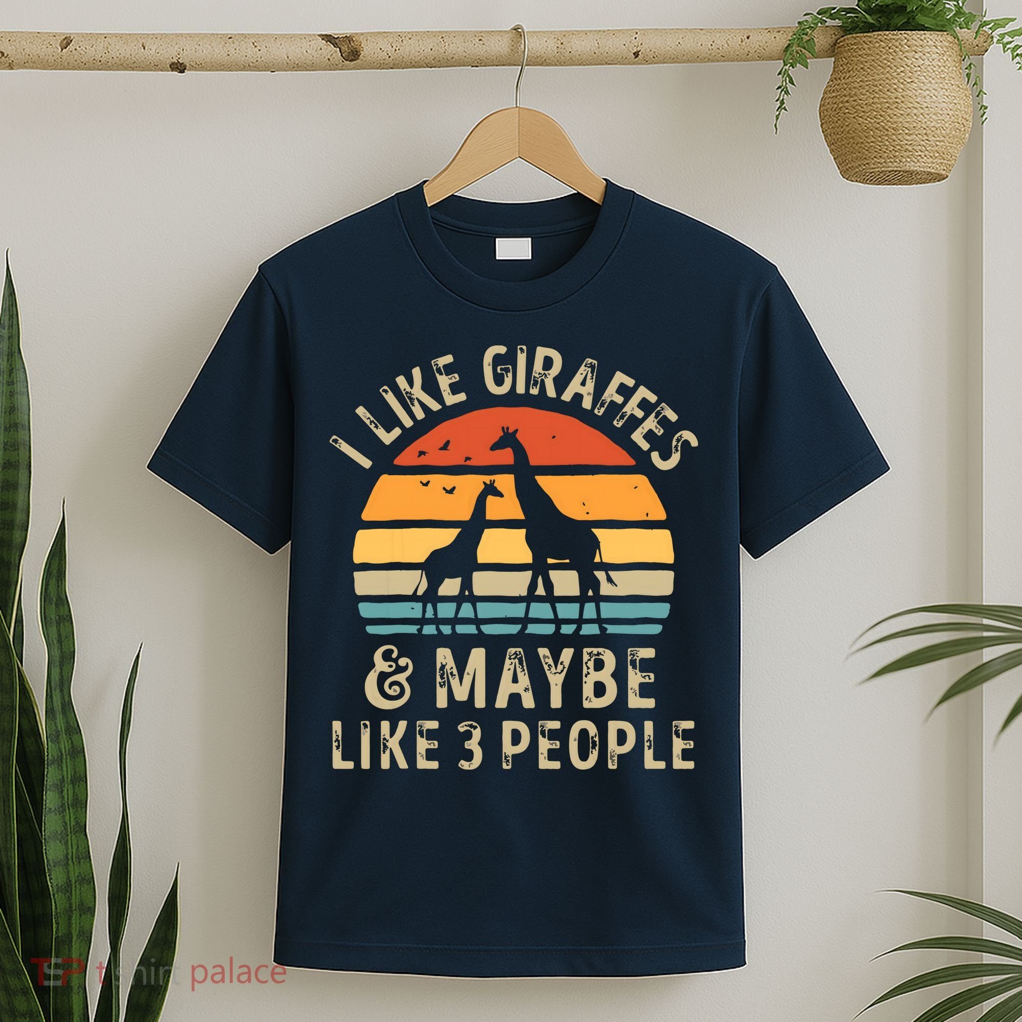 I Like Giraffes And Maybe 3 People Funny Giraffe Lover Retro T-Shirt