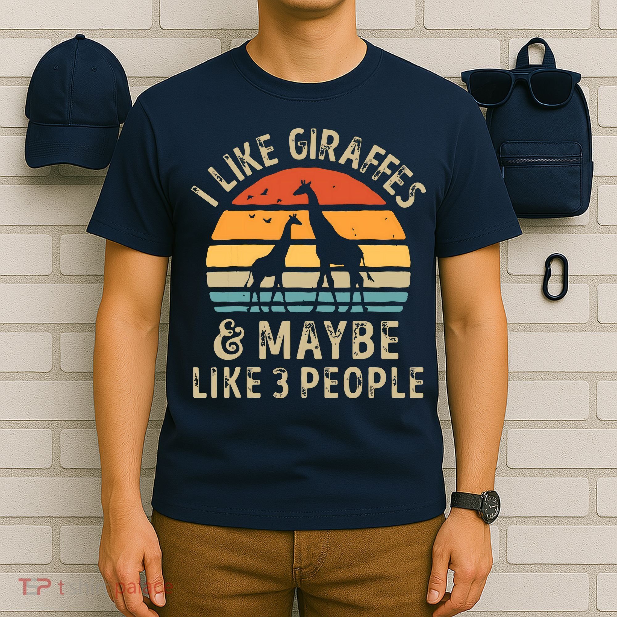 I Like Giraffes And Maybe 3 People Funny Giraffe Lover Retro T-Shirt