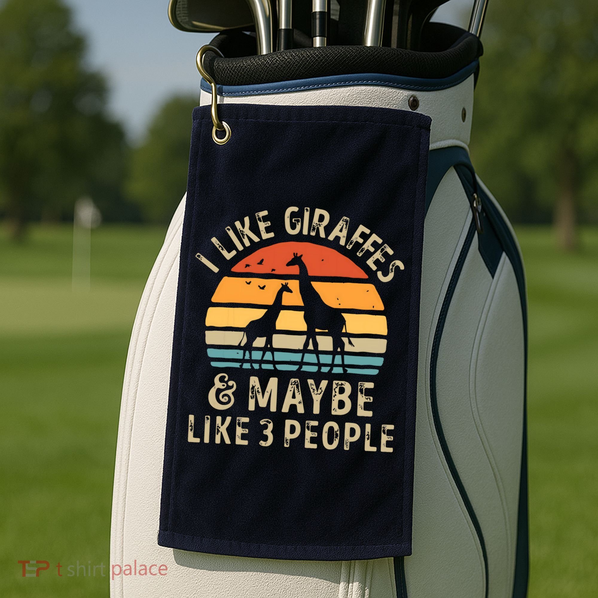 I Like Giraffes And Maybe 3 People Funny Giraffe Lover Retro Golf Towel