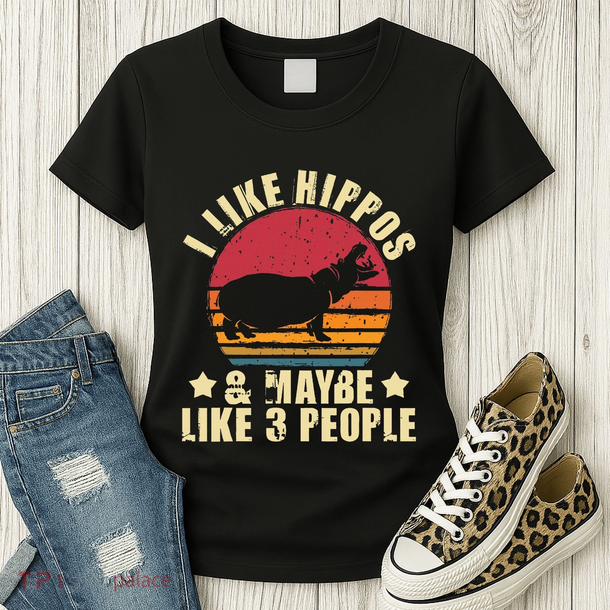 I Like Hippos & Maybe Like 3 People Zookeeper Hippopotamus Women's T-Shirt