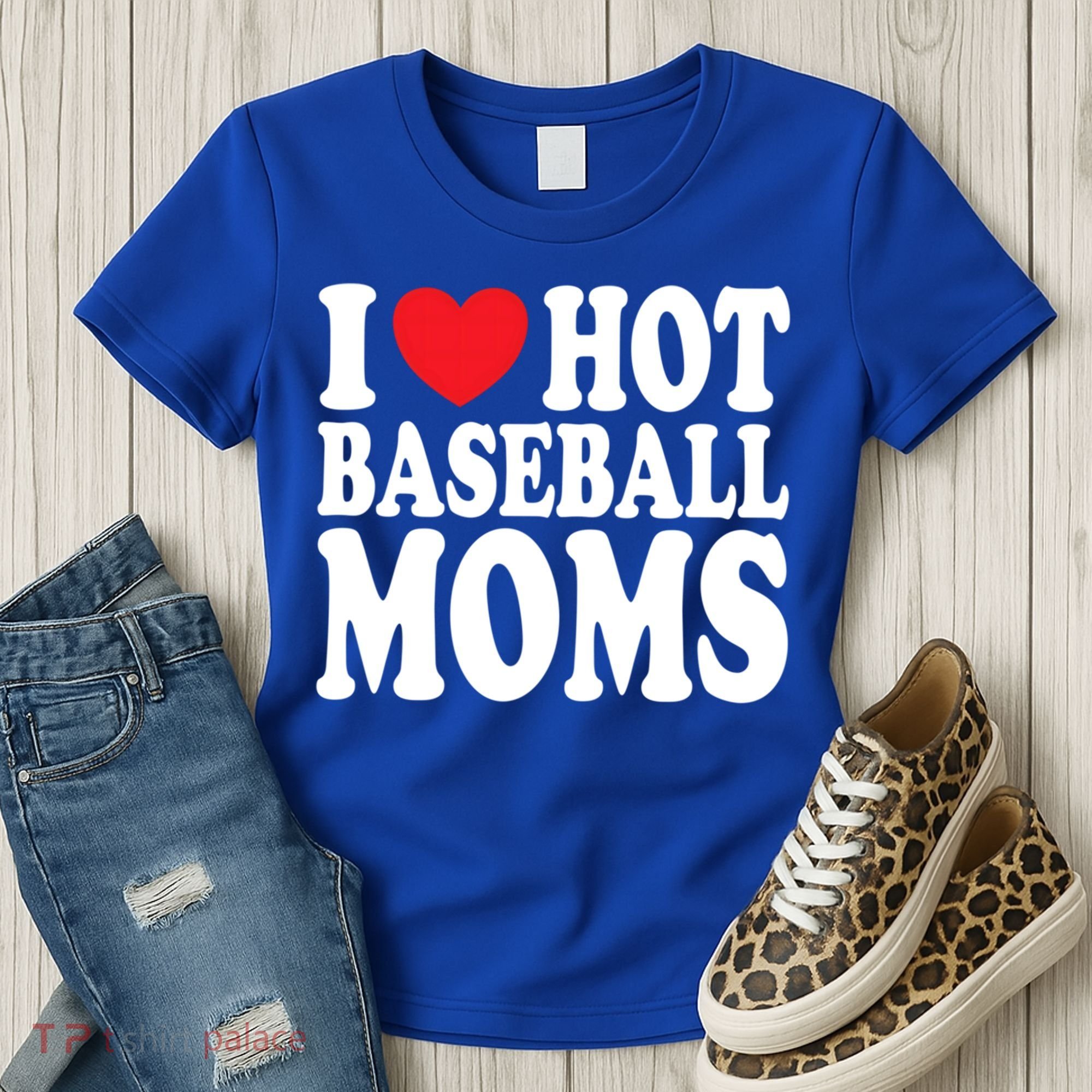 I Love Hot Baseball Moms Funny Gift Women's T-Shirt