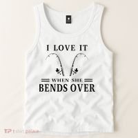 I Love It When She Bends Over Funny Fishing Tank Top thumb 2