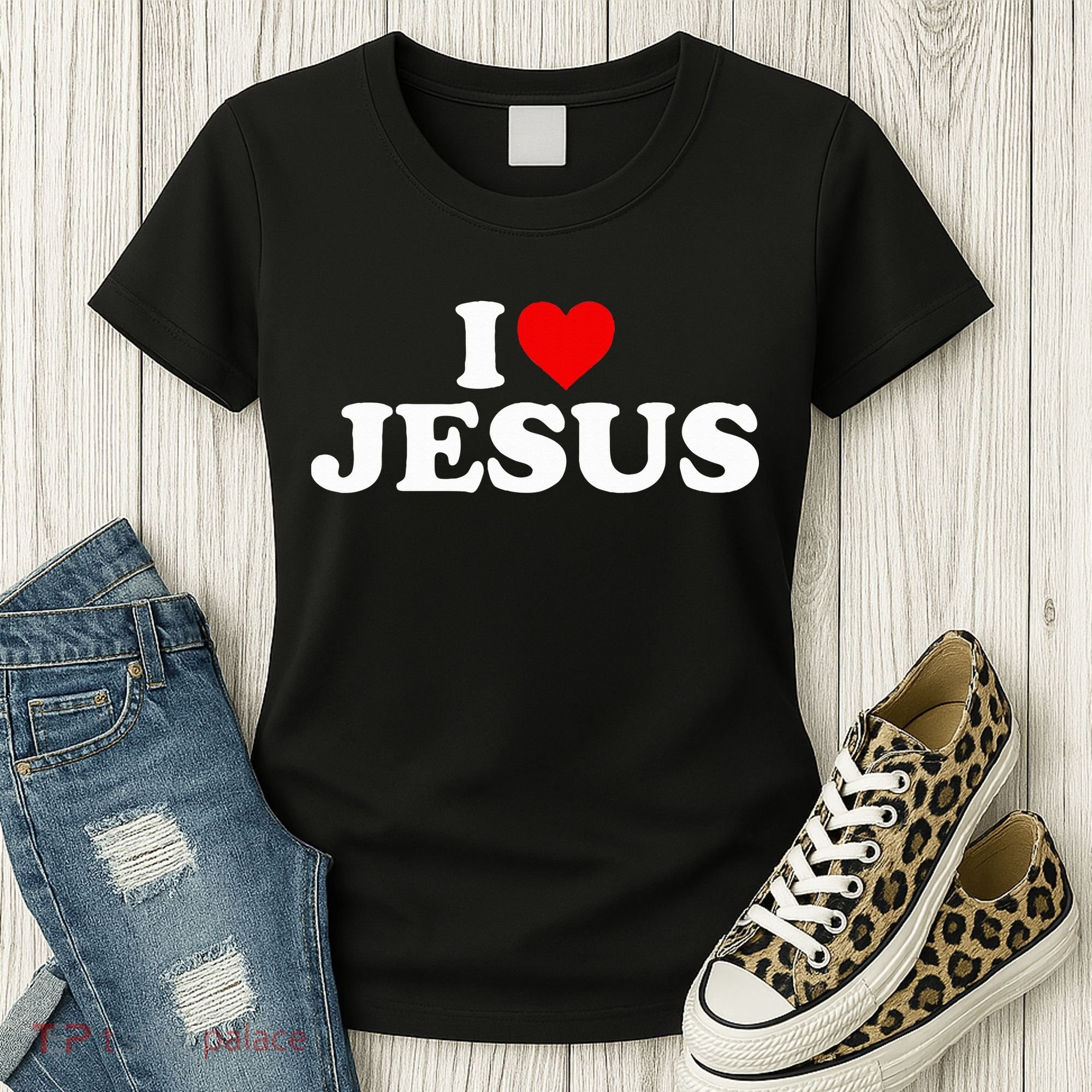 I Love Jesus - Heart  Women's T-Shirt