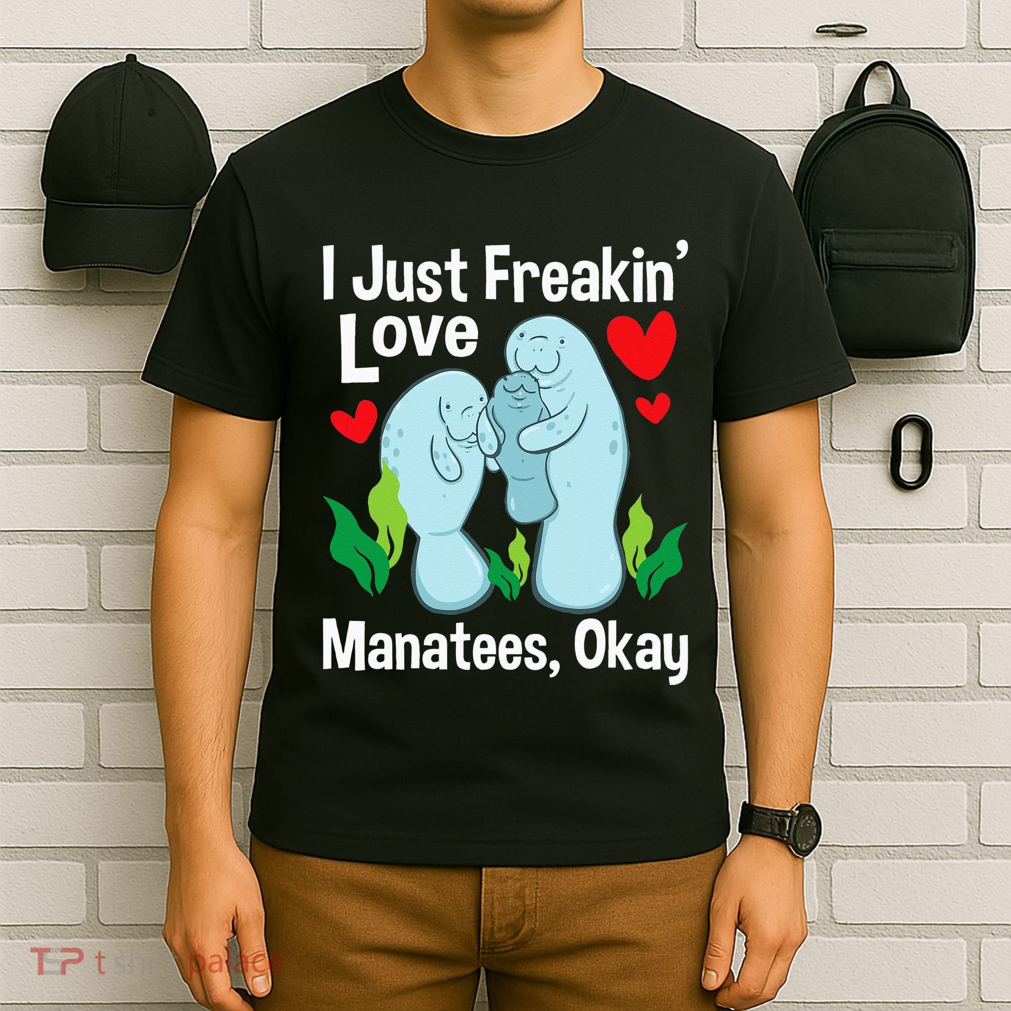 I Love Manatees Manatee Lover Zookeeper Marine Biologist T-Shirt