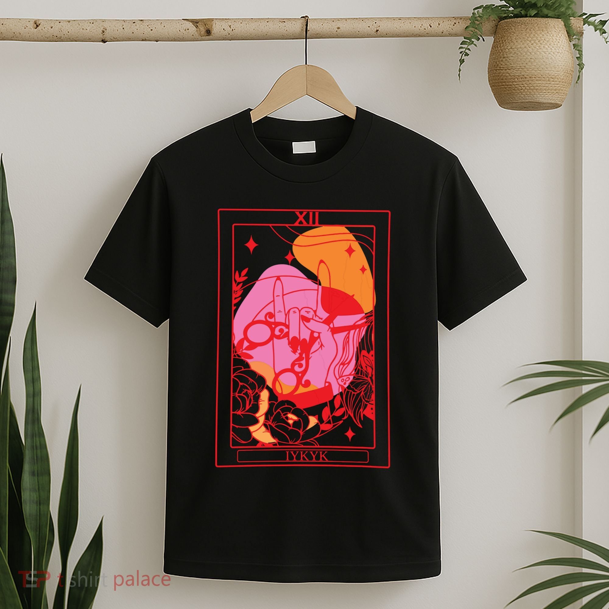 Iykyk Lesbian Sapphic Tarot Card T-Shirt