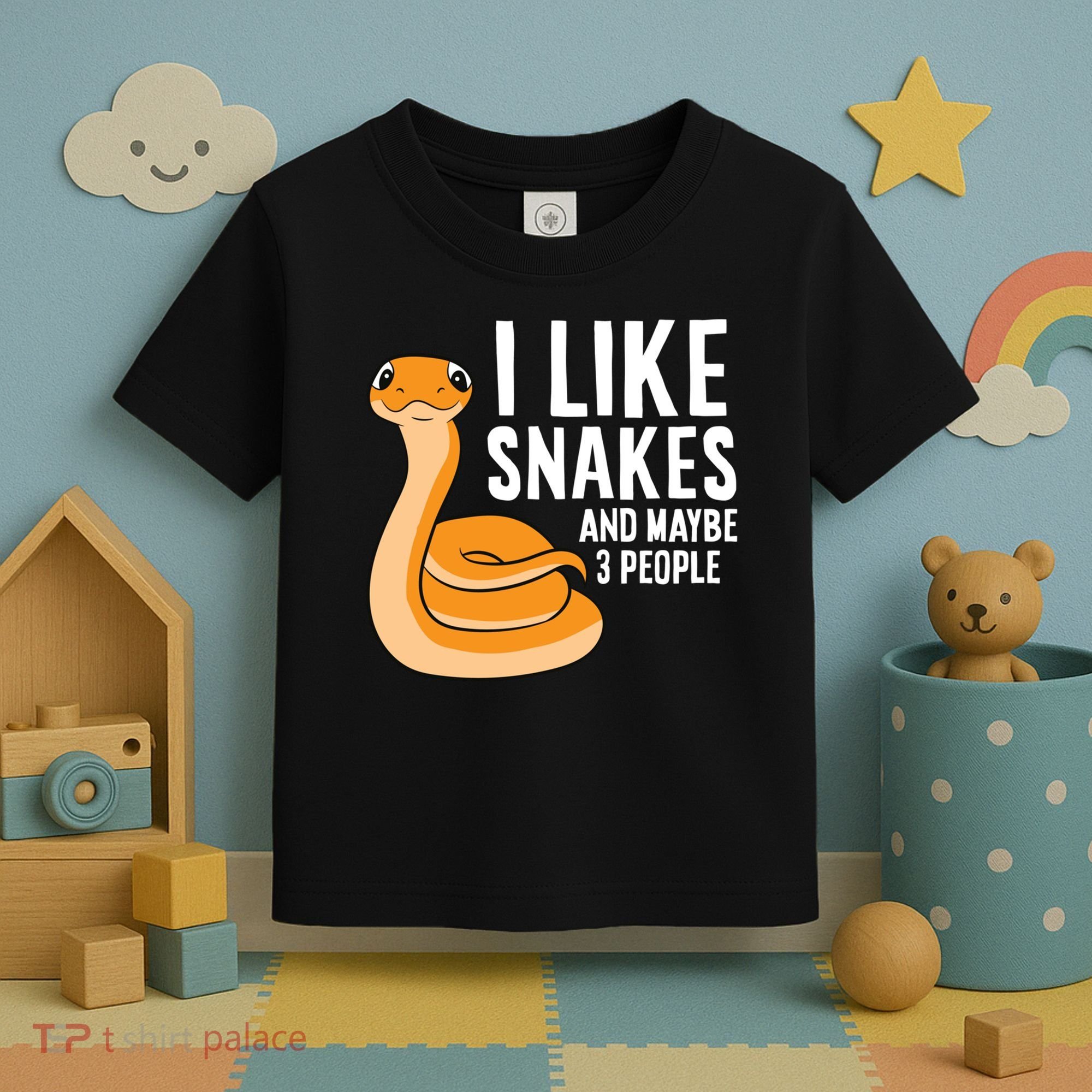 I Like Snakes And Maybe 3 People Snake Reptile Lover Cool Gift Toddler T-Shirt