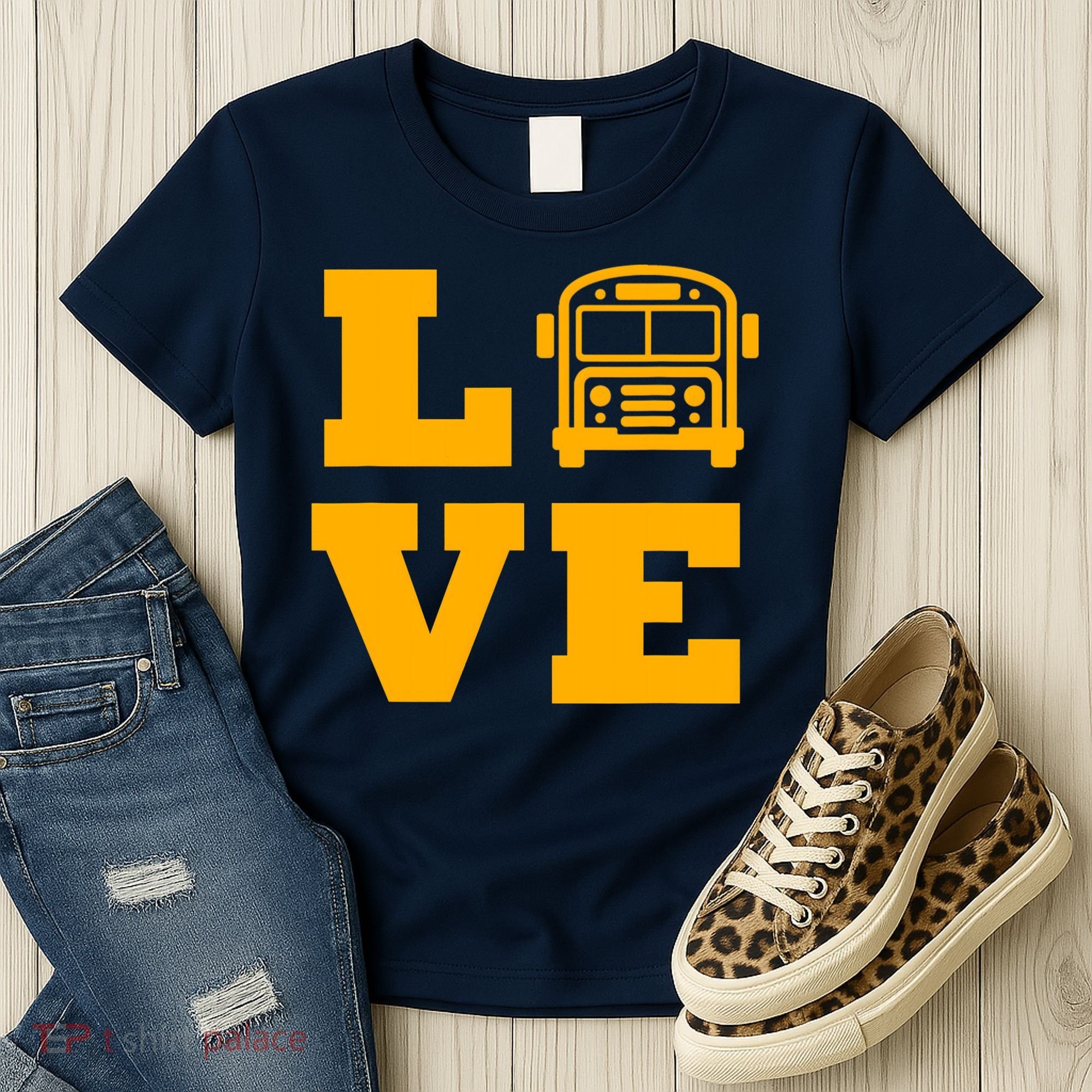 I Love School Buses, School Bus Lovers Women's T-Shirt