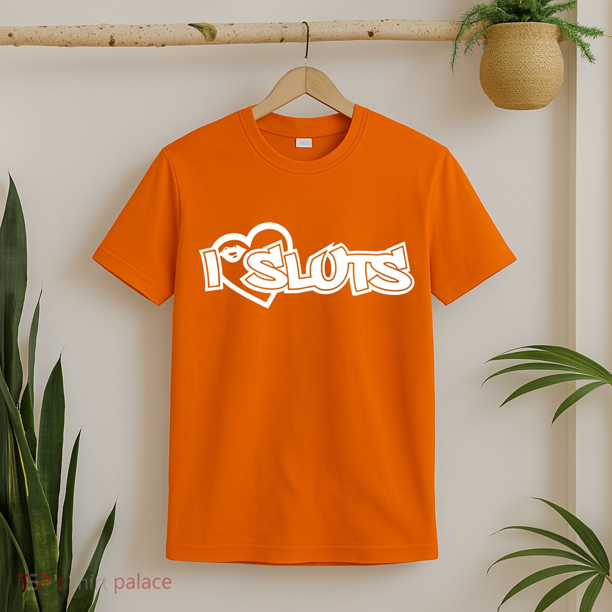 I Love Sluts T-Shirt