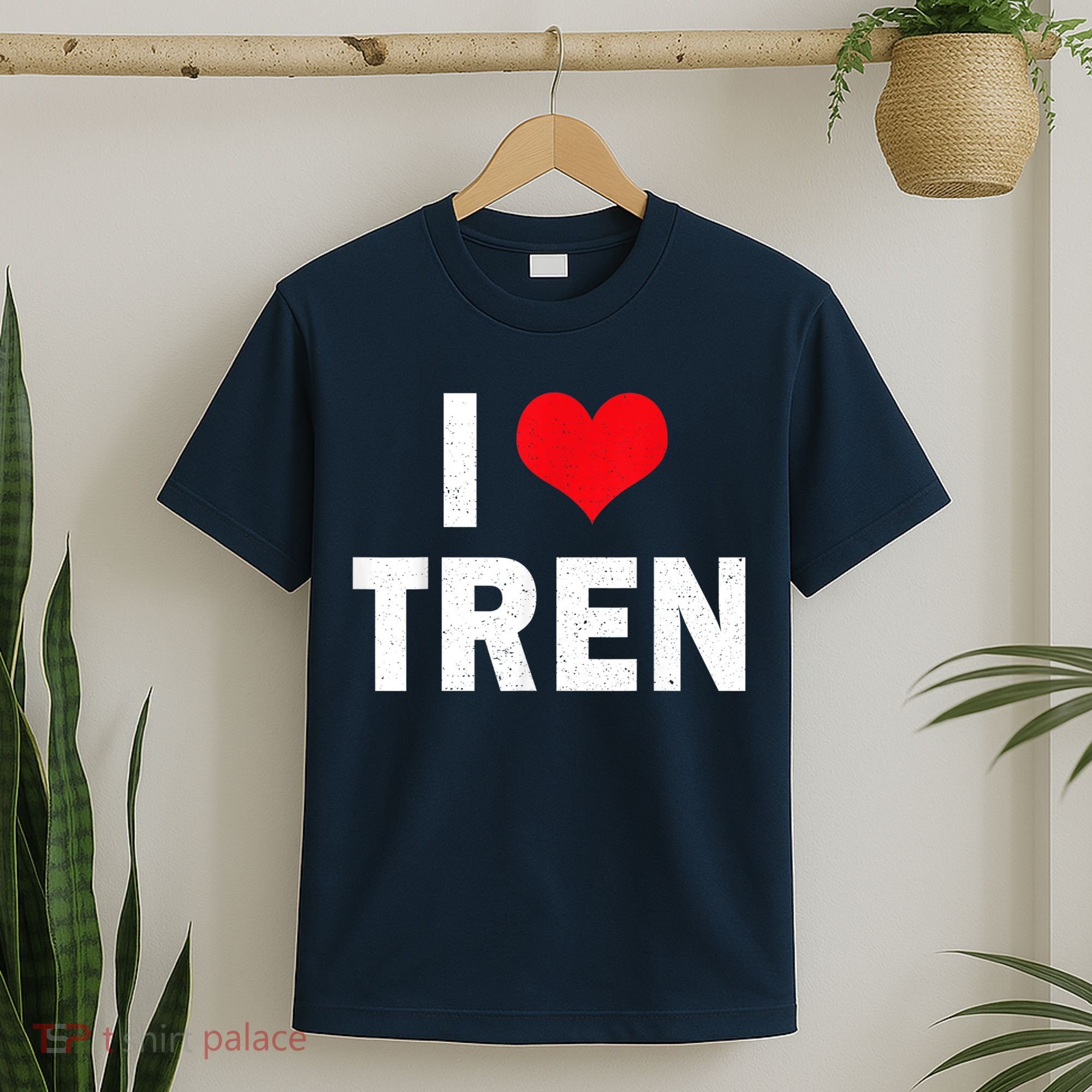 I Love Tren Bodybuilder I Heart Tren Funny T-Shirt
