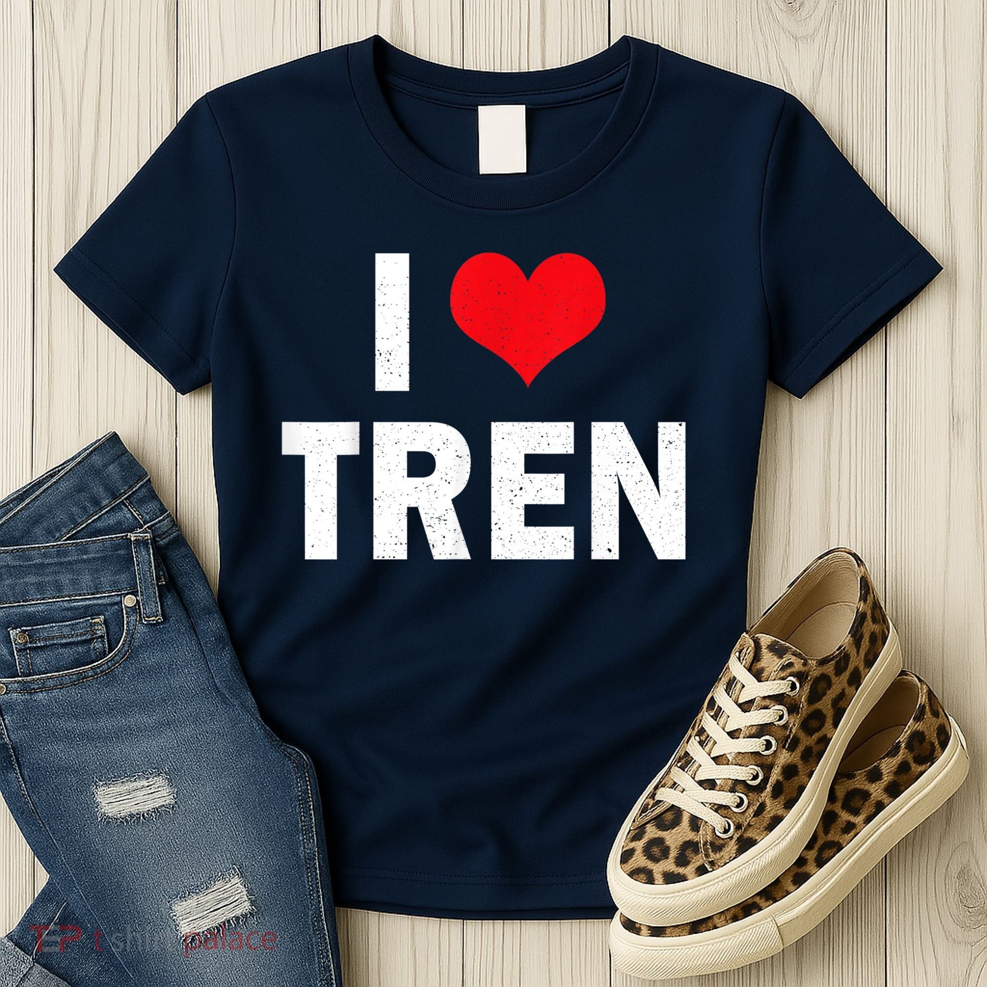 I Love Tren Bodybuilder I Heart Tren Funny Women's T-Shirt