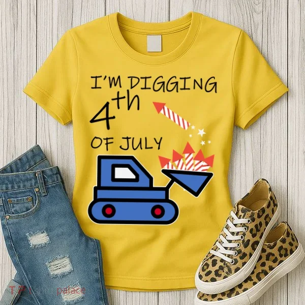 I'm Digging 4th Of July Women's T-Shirt