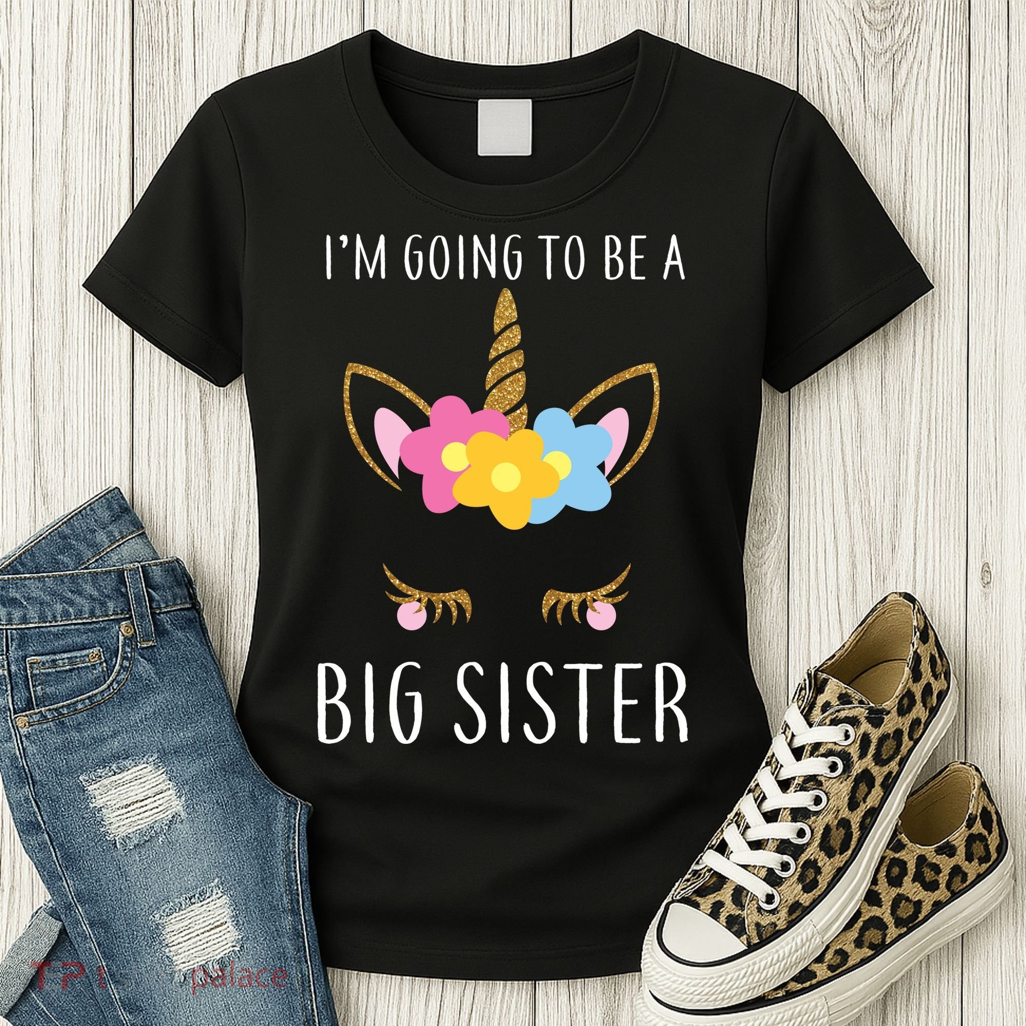 I'm Going To Be A Big Sister Cute Unicorn Women's T-Shirt