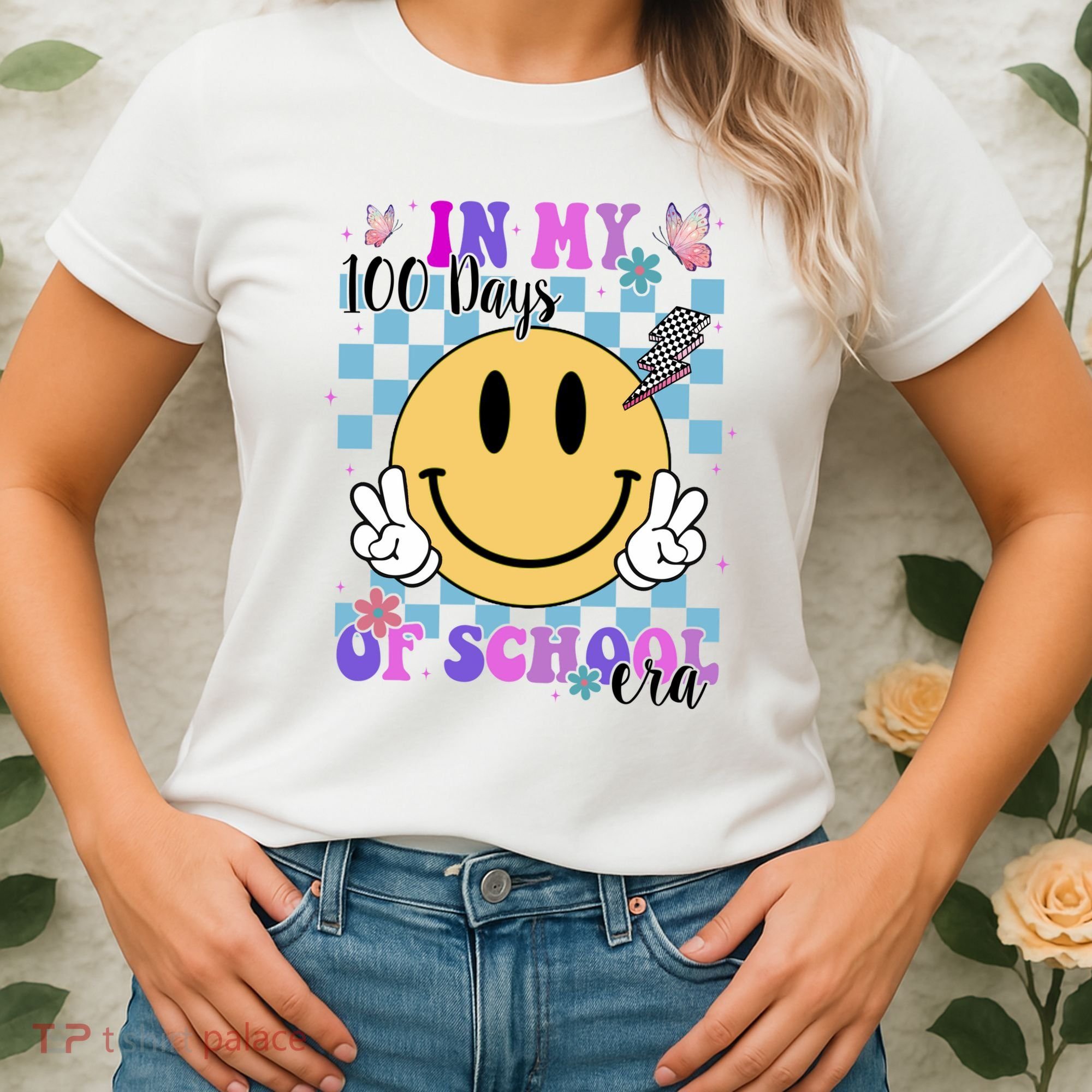 In My 100 Days Of School Era Retro Groovy Smile Women's T-Shirt
