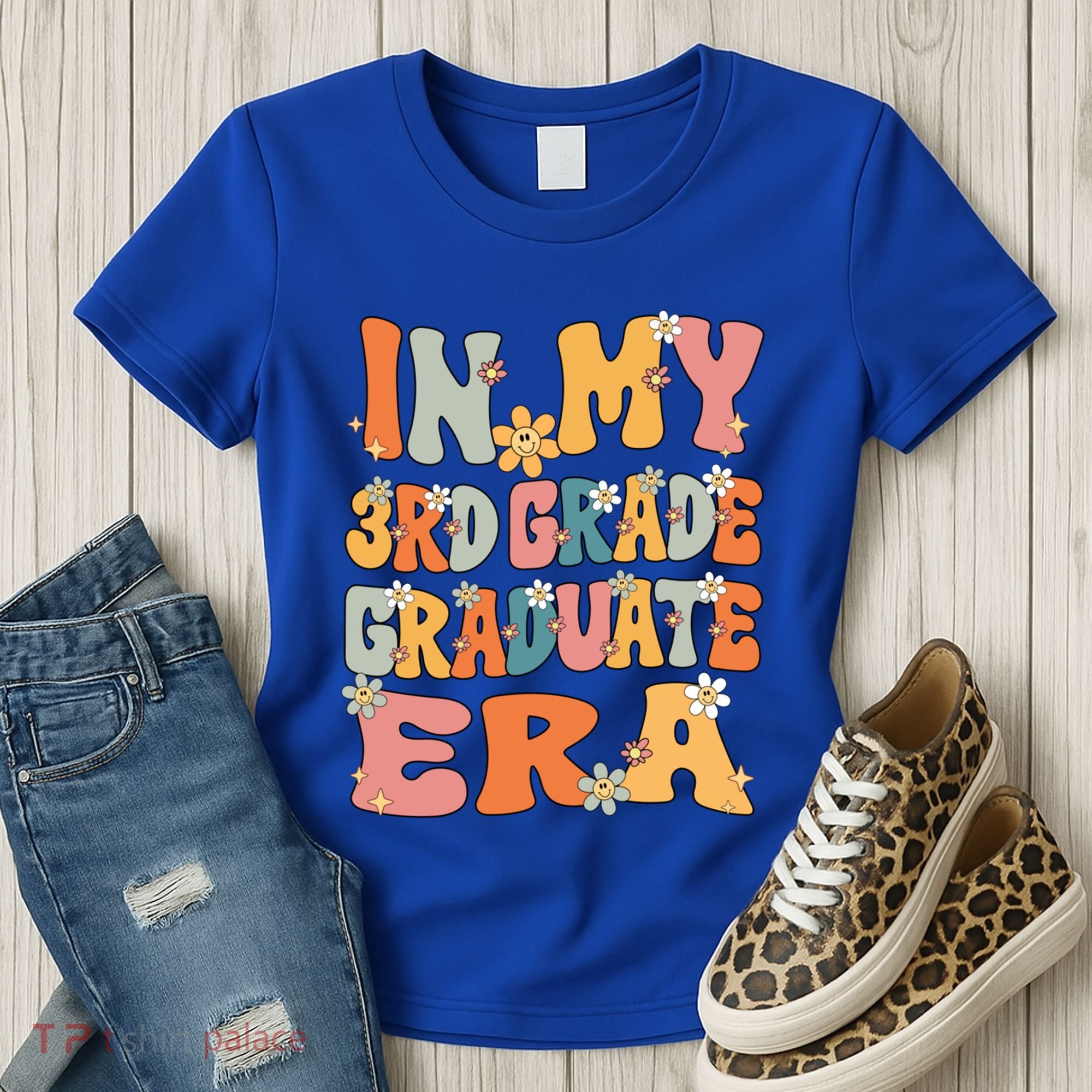 In My 3rd Grade Graduate Era Groovy Last Day Of Third Grade Funny Gift Women's T-Shirt