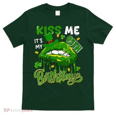 It'S My 95th Birthday St. Patrick'S Day Shamrocks Cute Lips T-Shirt
