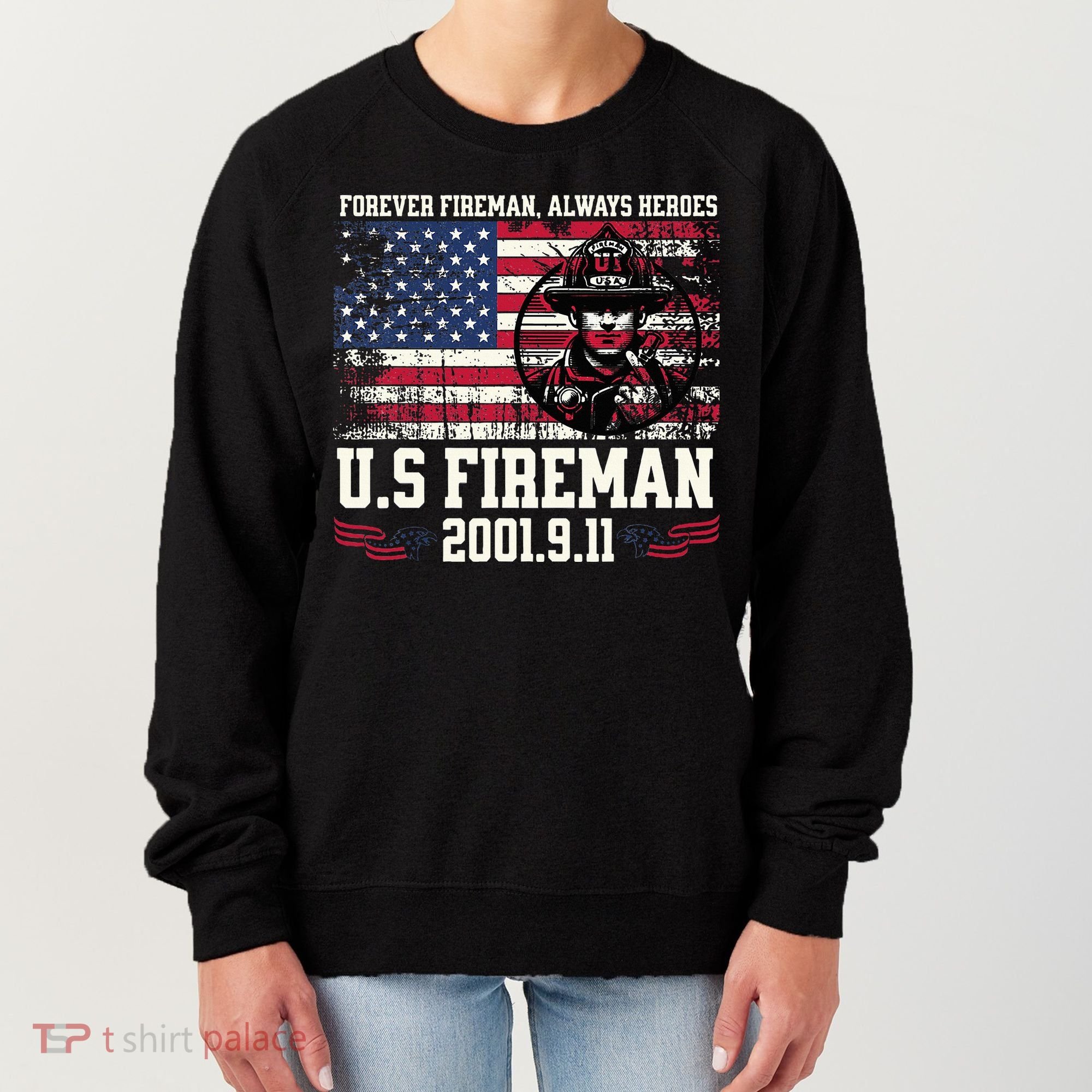 In Memory And Honor Of Firefighters Remembering 911 Women's Sweatshirt