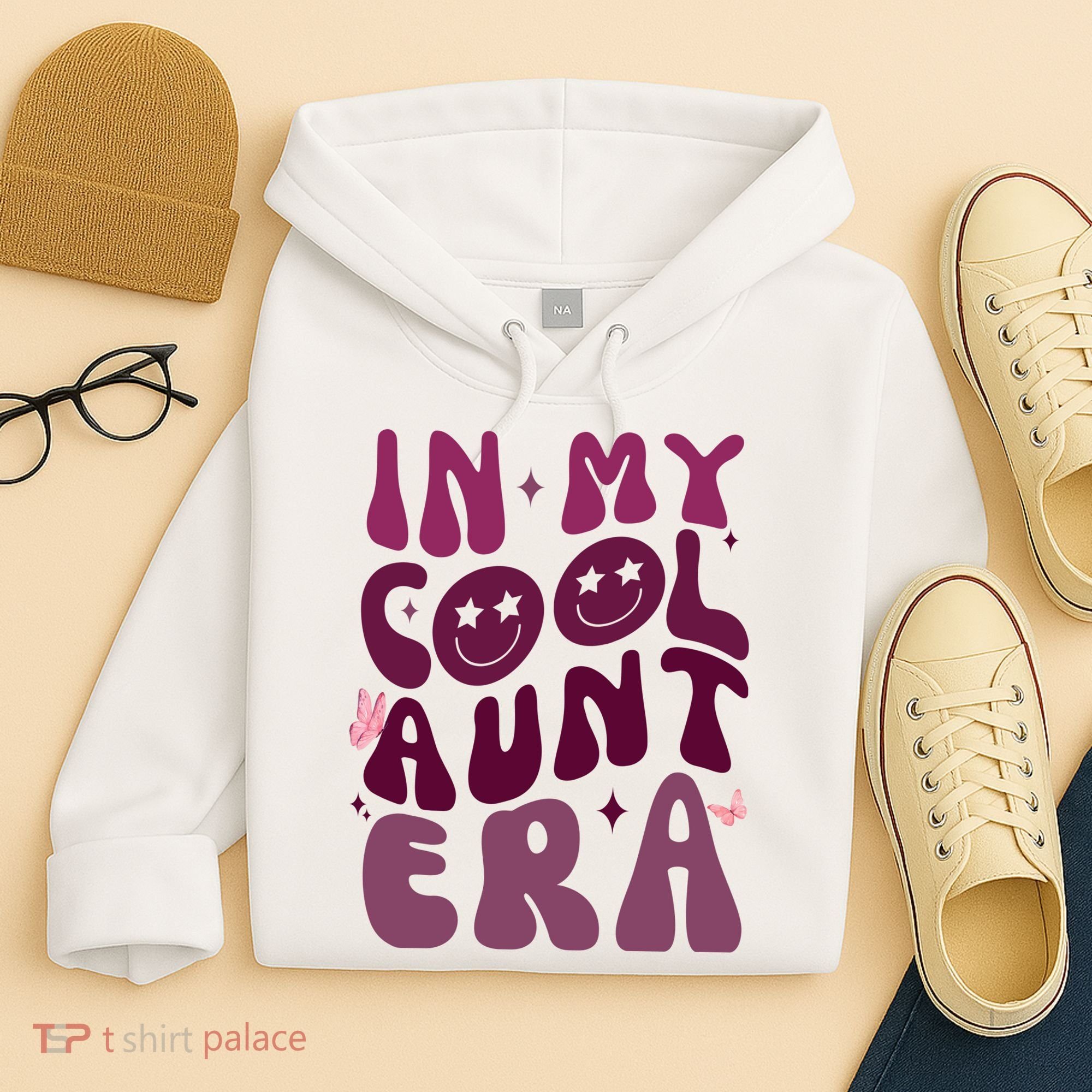 In My Cool Aunt Era Cute Gift Hoodie