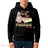 Its Me Hi Im The Problem Its Me Christmas Tree Cake Kids Hoodie thumb 4