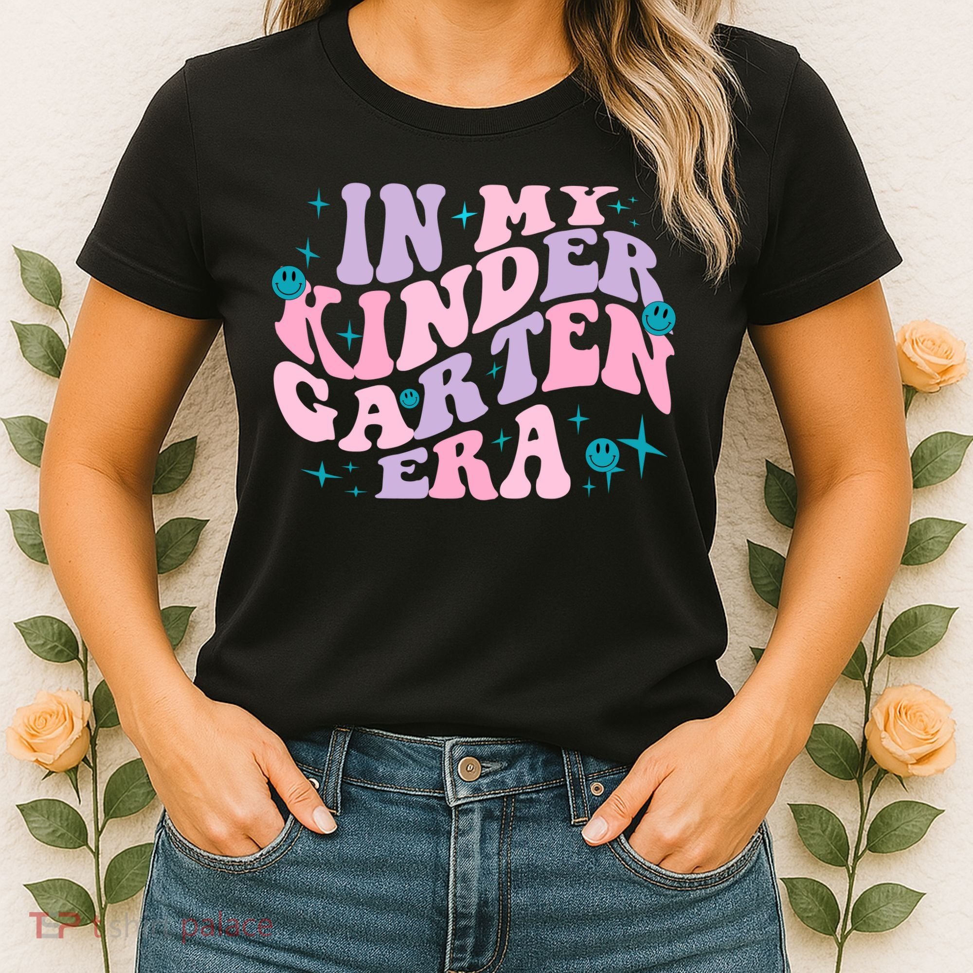 In My Kindergarten Era Groovy Back To School Teacher Student Women's T-Shirt