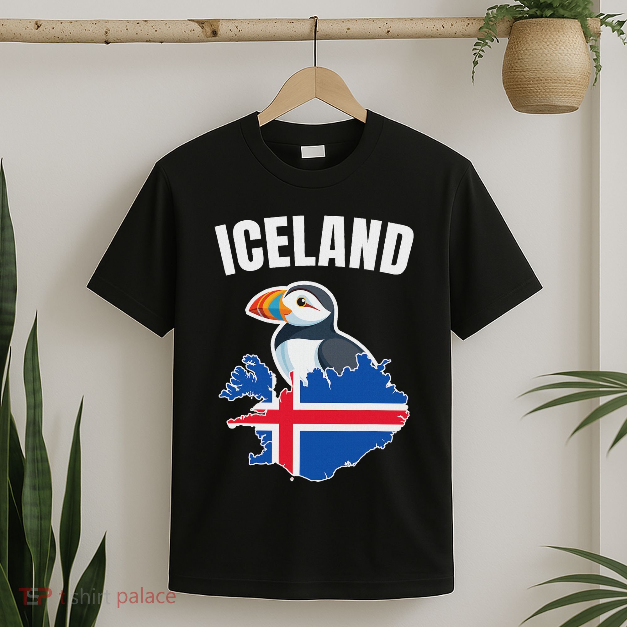 Iceland Map Puffin Bird ReykjavíK Iceland Icelandic Vacation T-Shirt