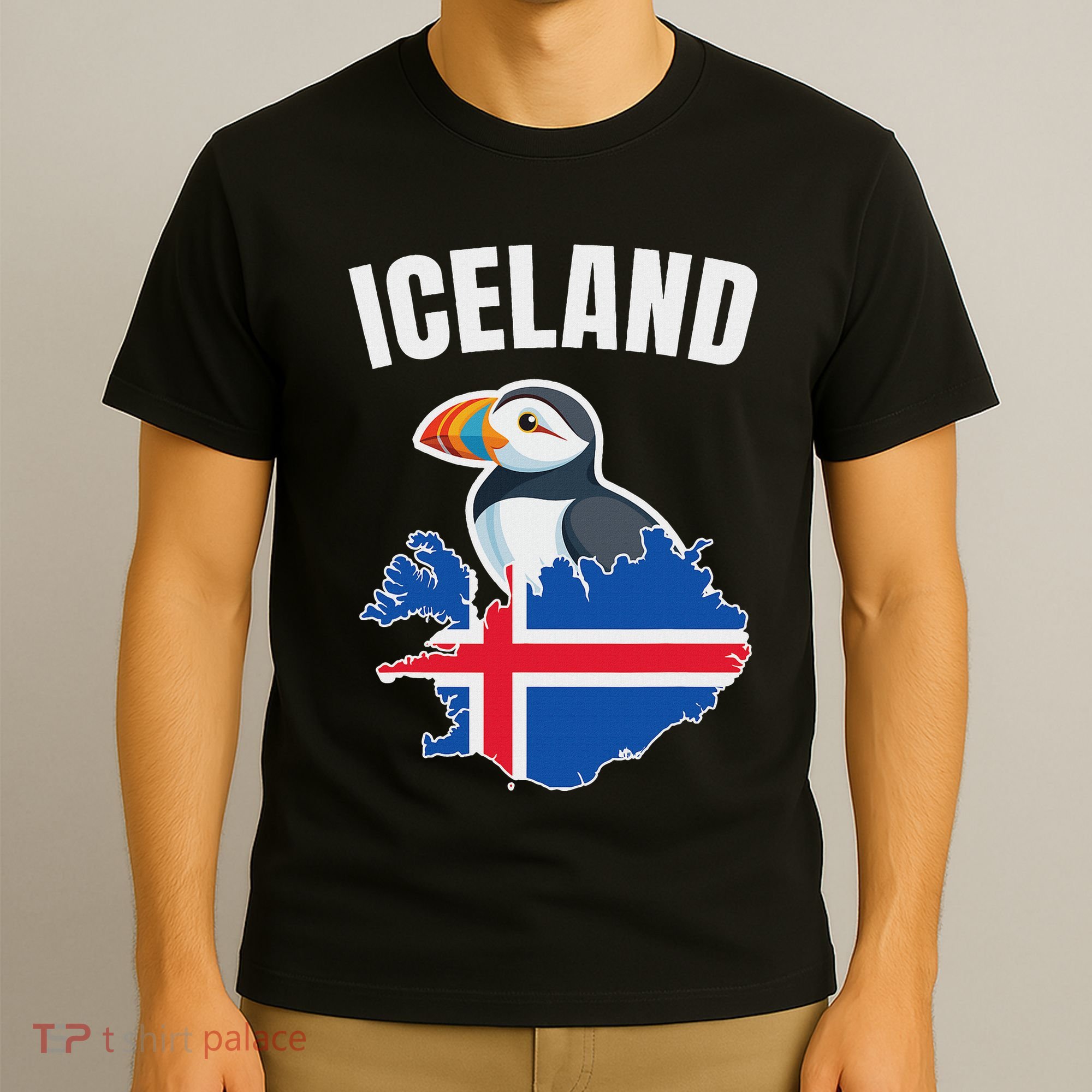 Iceland Map Puffin Bird ReykjavíK Iceland Icelandic Vacation T-Shirt