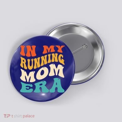 In My Running Mom Era Funny Runner Mom Retro Groovy Cute Gift Button