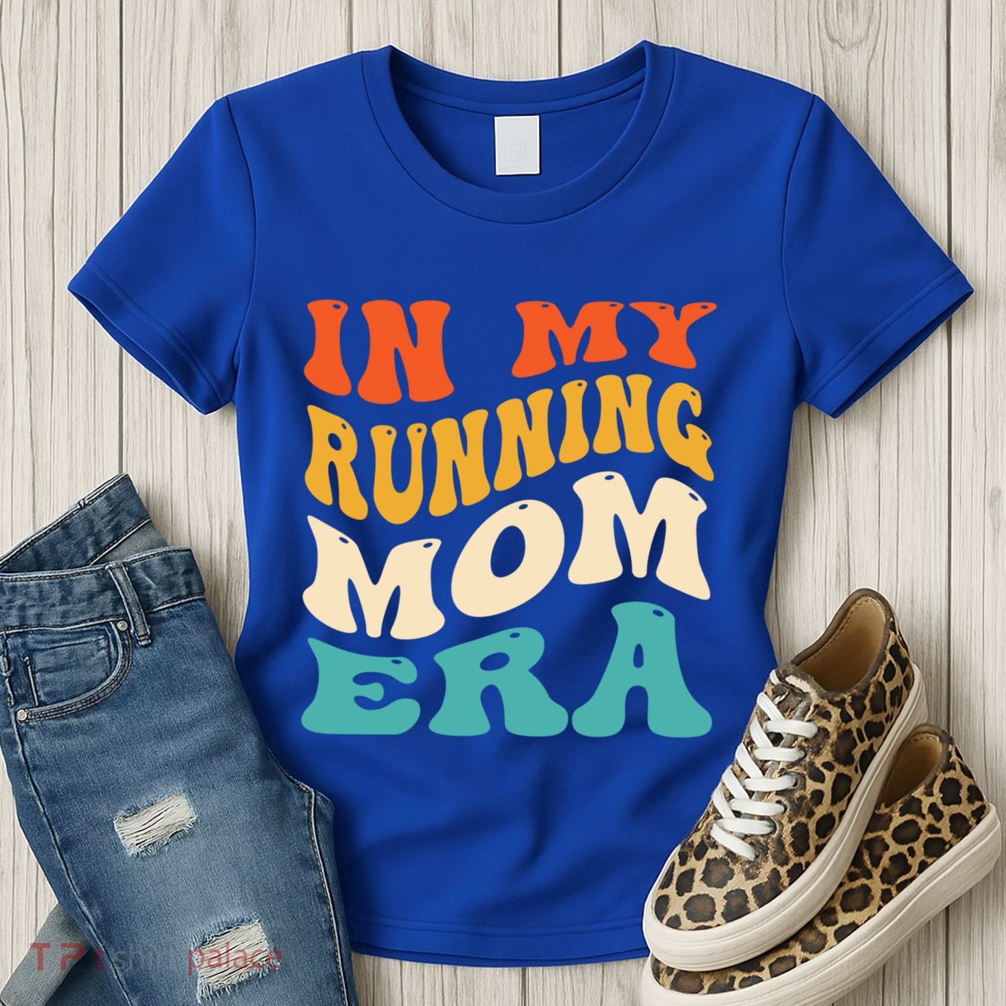 In My Running Mom Era Funny Runner Mom Retro Groovy Cute Gift Women's T-Shirt