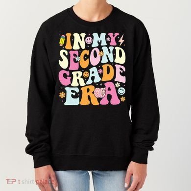 In My Second Grade Era 2nd Grade Teacher Groovy Retro Women's Sweatshirt