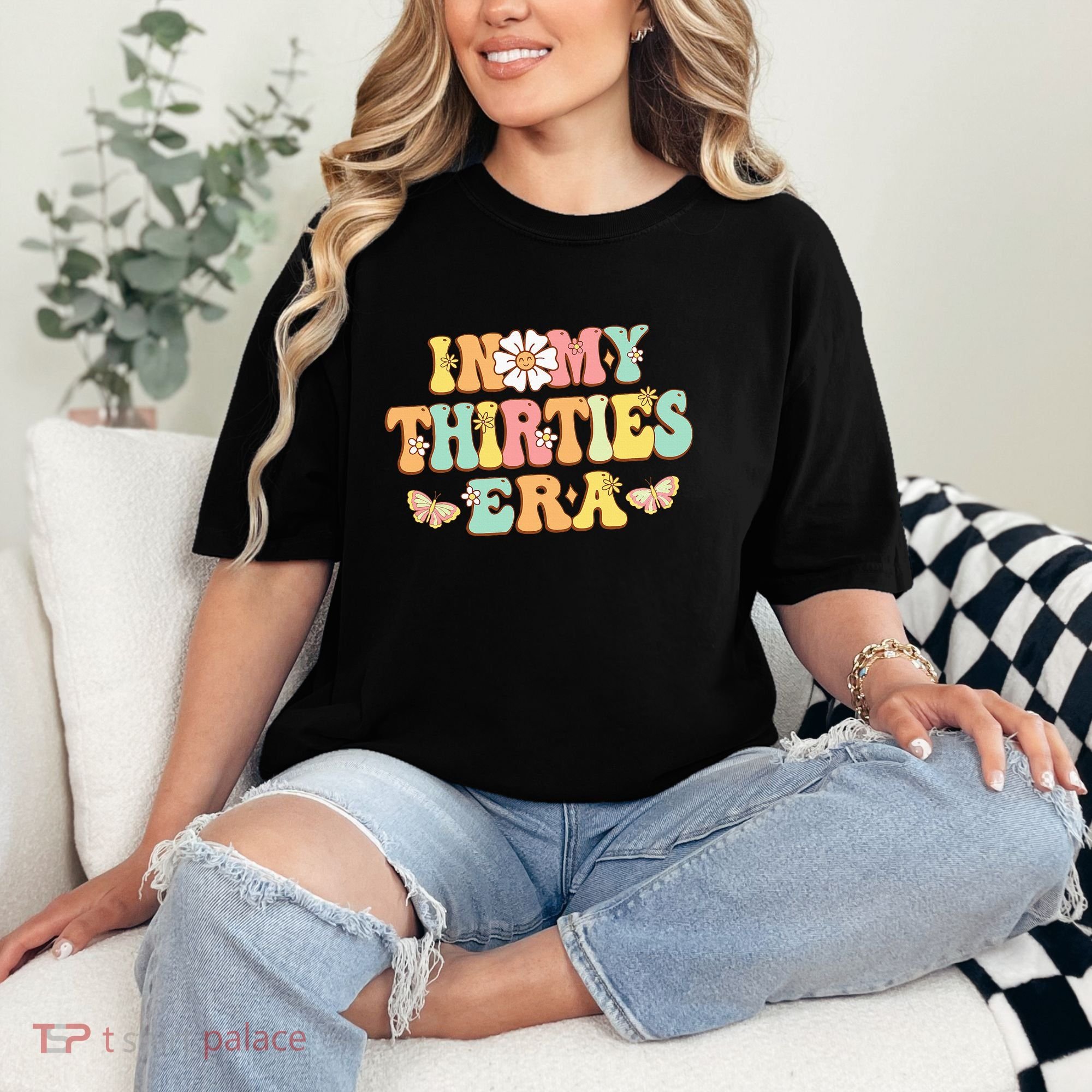 In My Thirties Era Groovy 30th Birthday 30S Comfort Colors T-Shirt