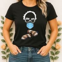 Inauguration Bernie Sanders Mittens Women's T-Shirt thumb 2