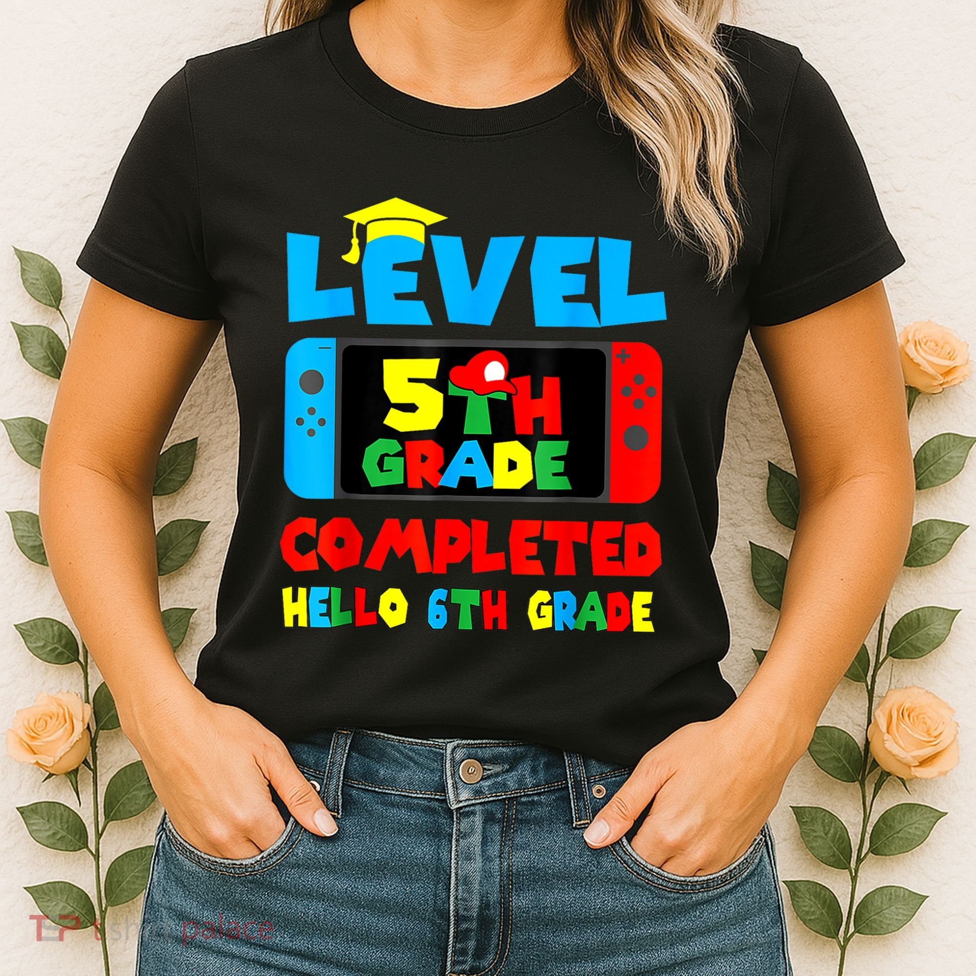 Icu Nurse Level 5th Grade Completed Hello 6th Grade Last Day Of School Gift Women's T-Shirt