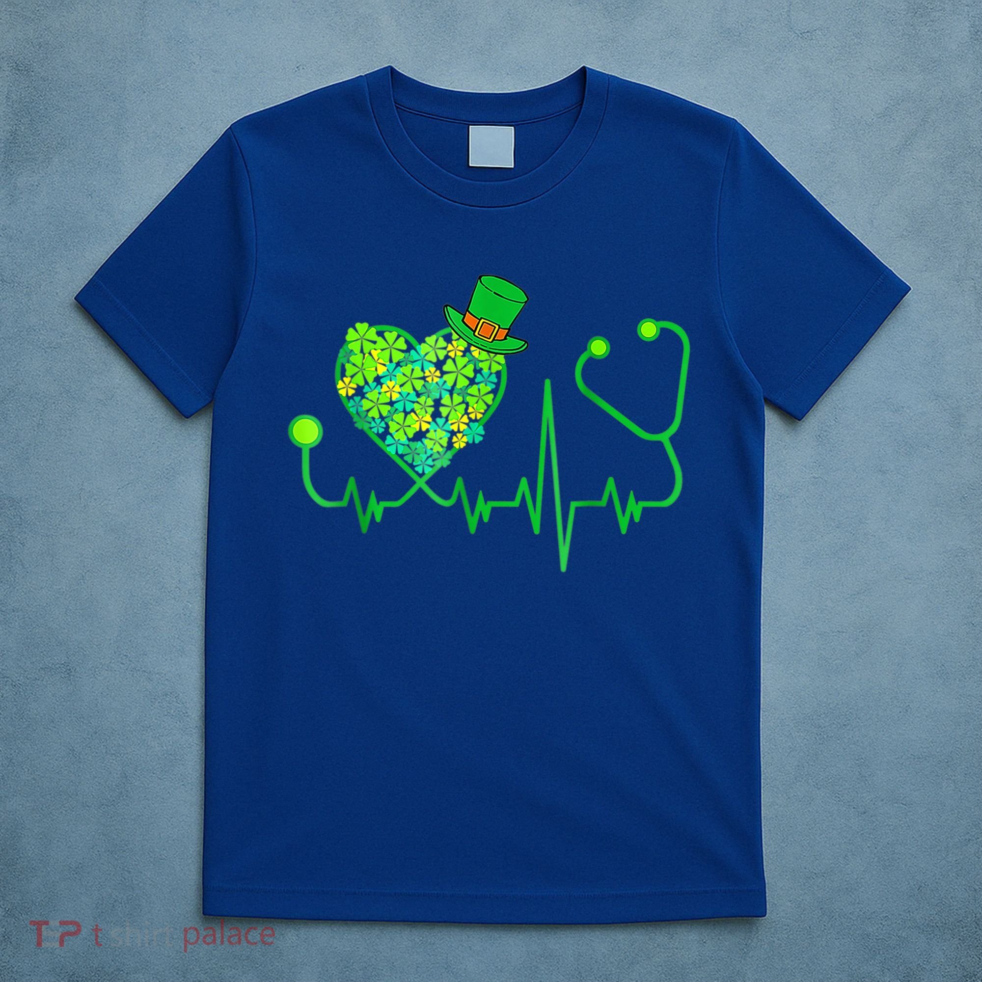 Irish Nurse Stethoscope Heartbeat Shamrock St Patricks Day T-Shirt