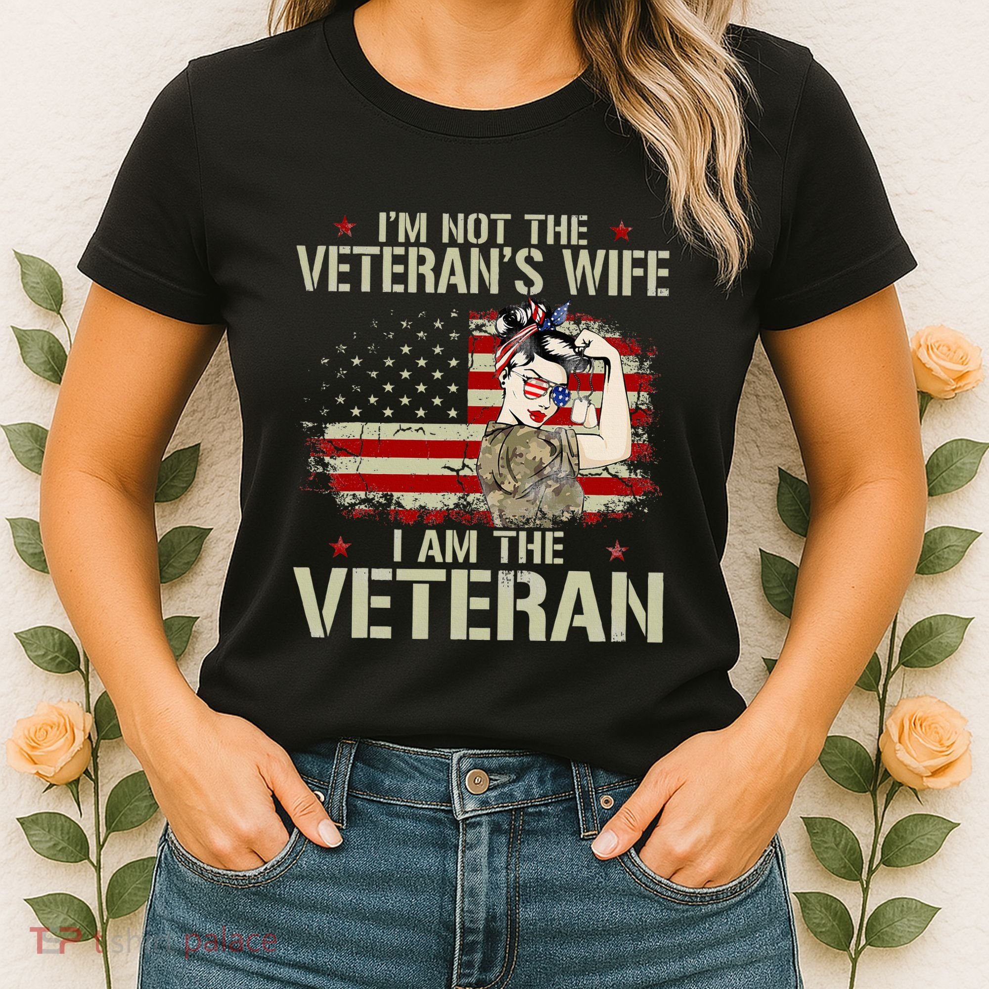 IM Not VeteranS Wife IM Veteran American Flag Gift Women's T-Shirt
