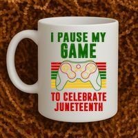 I Pause My Game To Celebrate Juneteenth Gamer Coffee Mug thumb 2