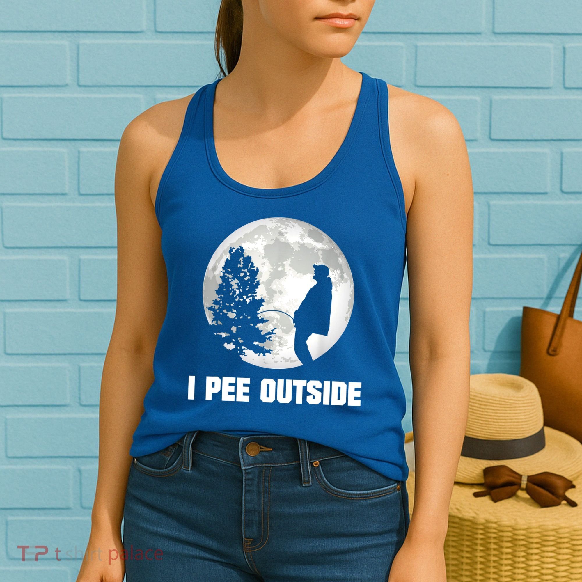 I Pee Outside I Love Peeing Outside Funny Camping Women's Tank Top