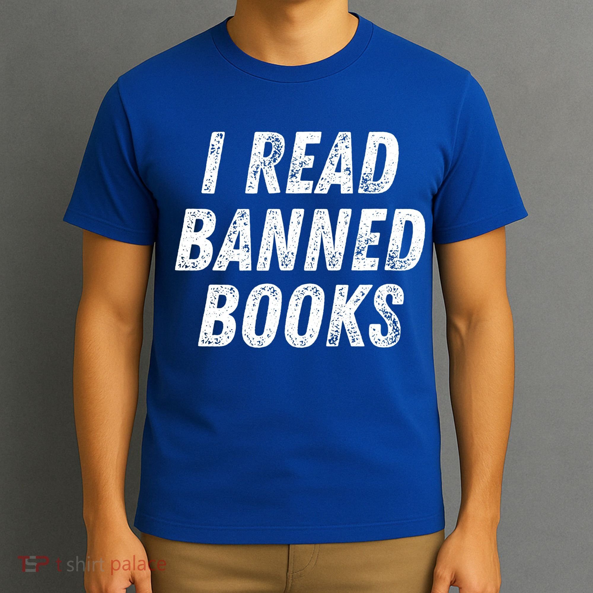 I Read Banned Books Im With The Banned Vintage Retro T-Shirt
