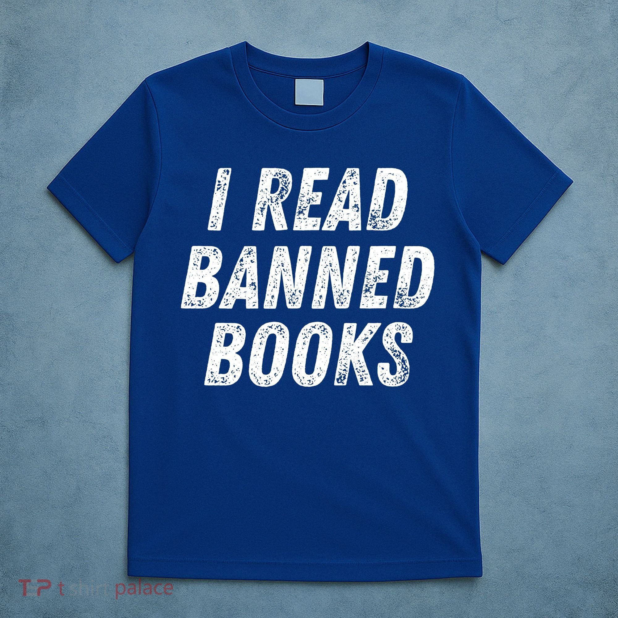 I Read Banned Books Im With The Banned Vintage Retro T-Shirt