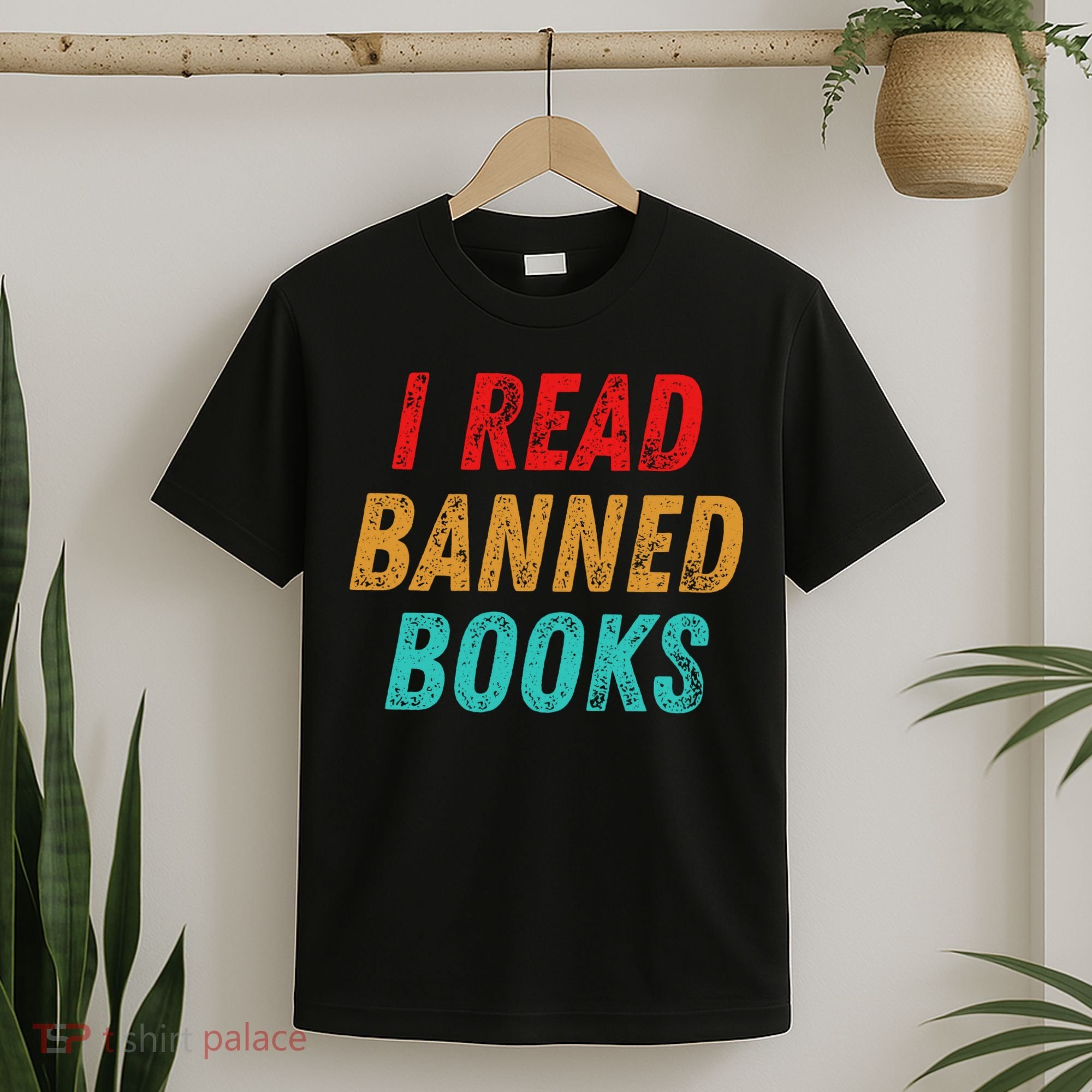 I Read Banned Books Im With The Banned Vintage Retro T-Shirt