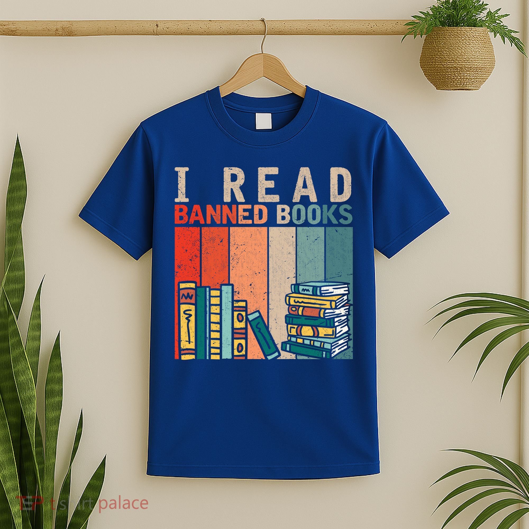 I Read Banned Books Reader Bookworm Gift T-Shirt