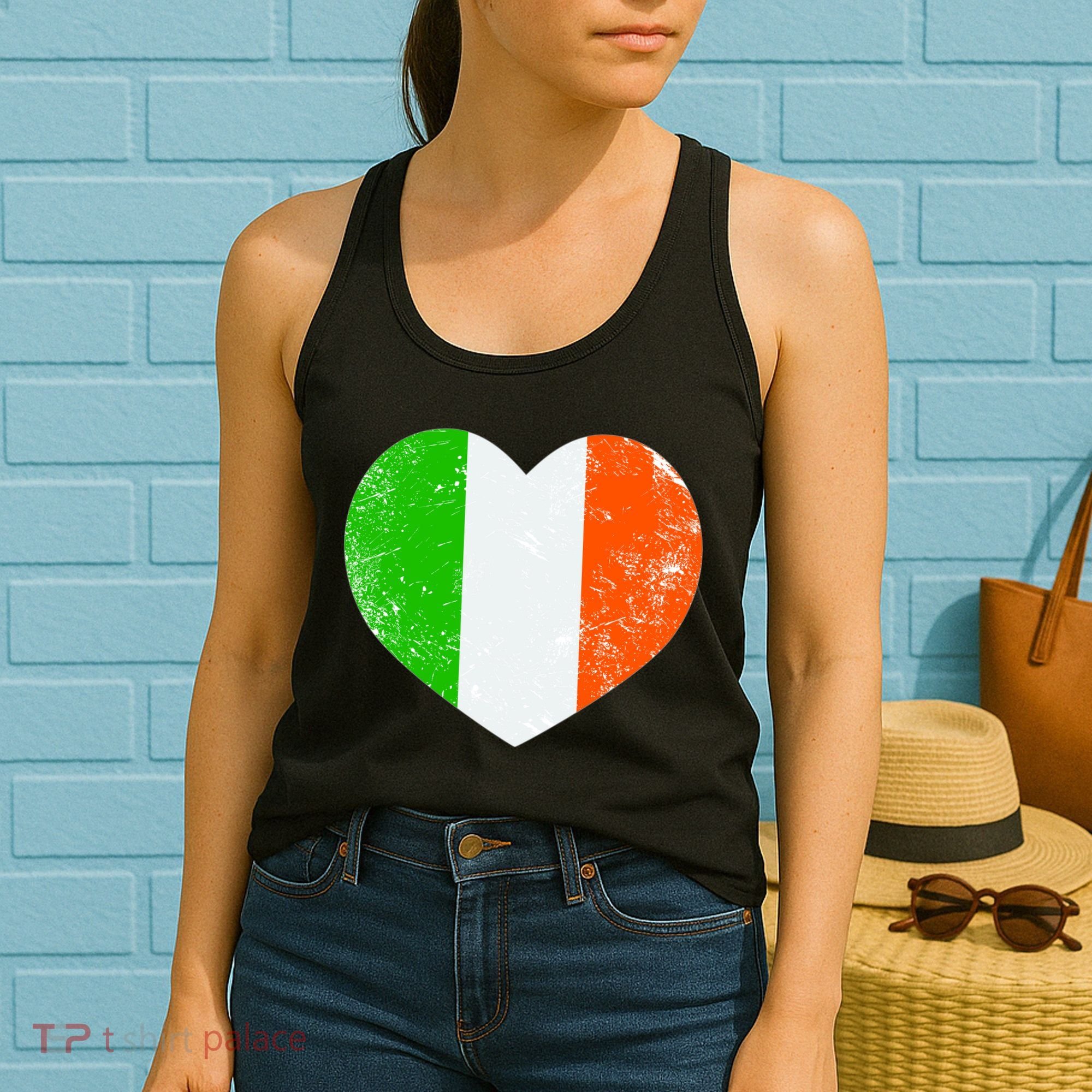 Ireland heart retro flag - St Patricks Day Women's Tank Top