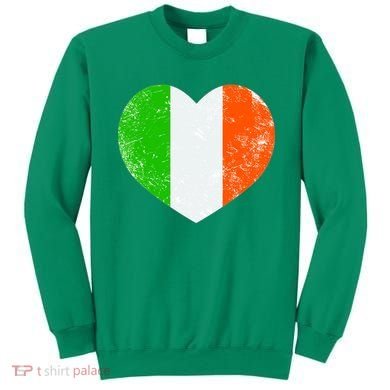 Ireland heart retro flag - St Patricks Day Sweatshirt