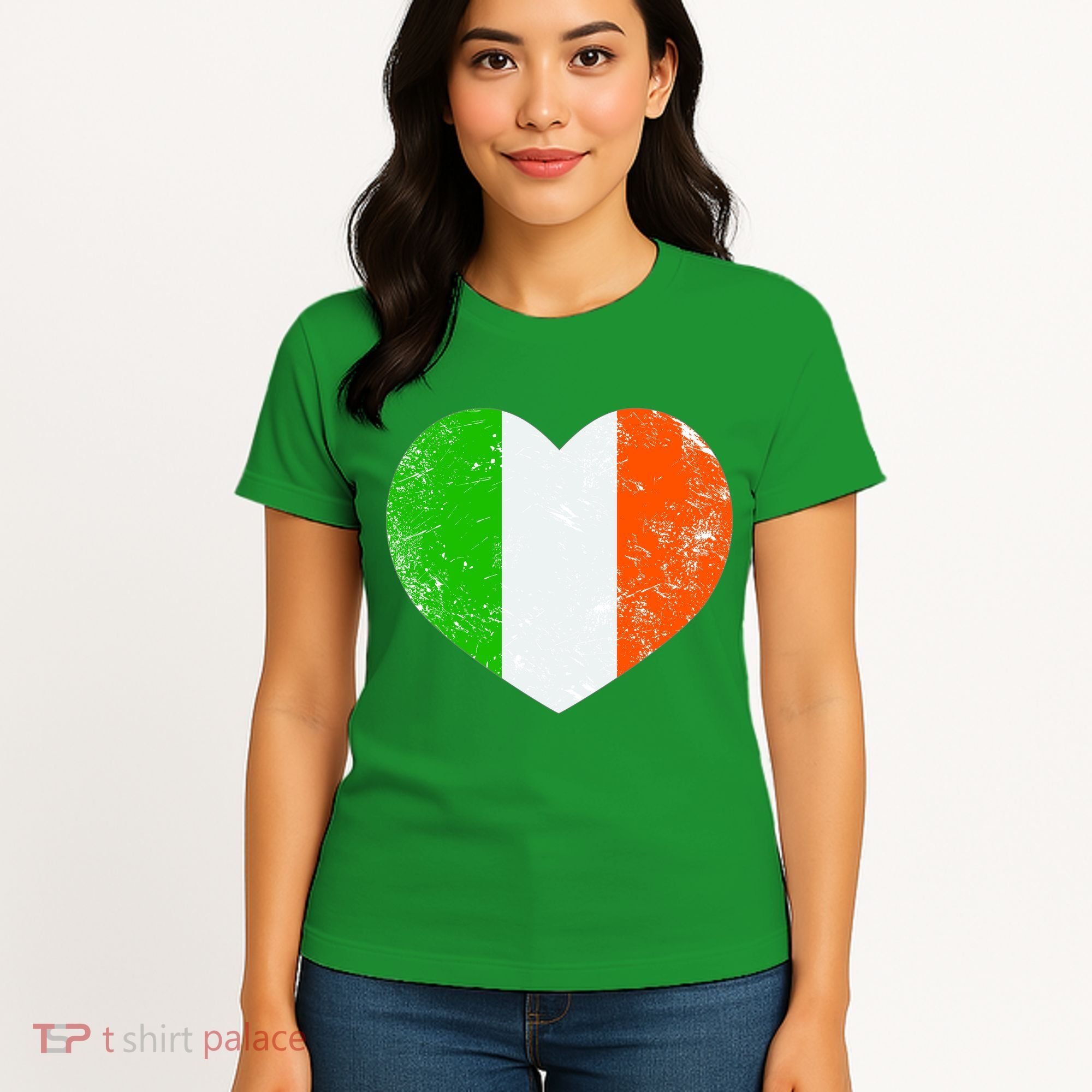 Ireland heart retro flag - St Patricks Day Women's T-Shirt