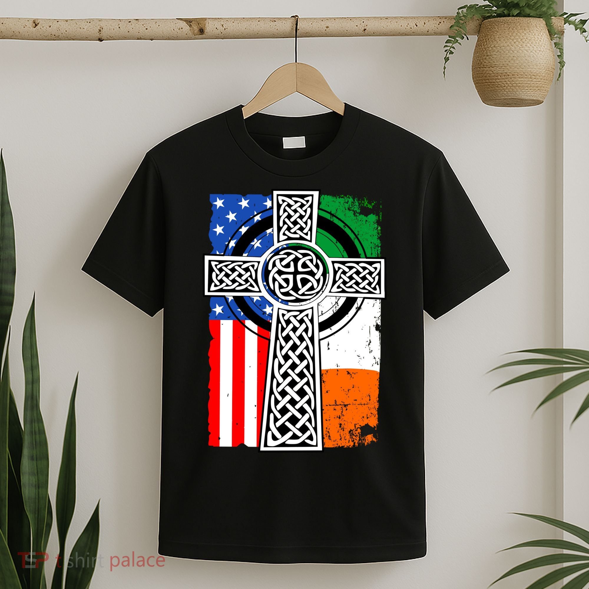Irish American USA Flag Celtic Cross St Patrick's Day T-Shirt