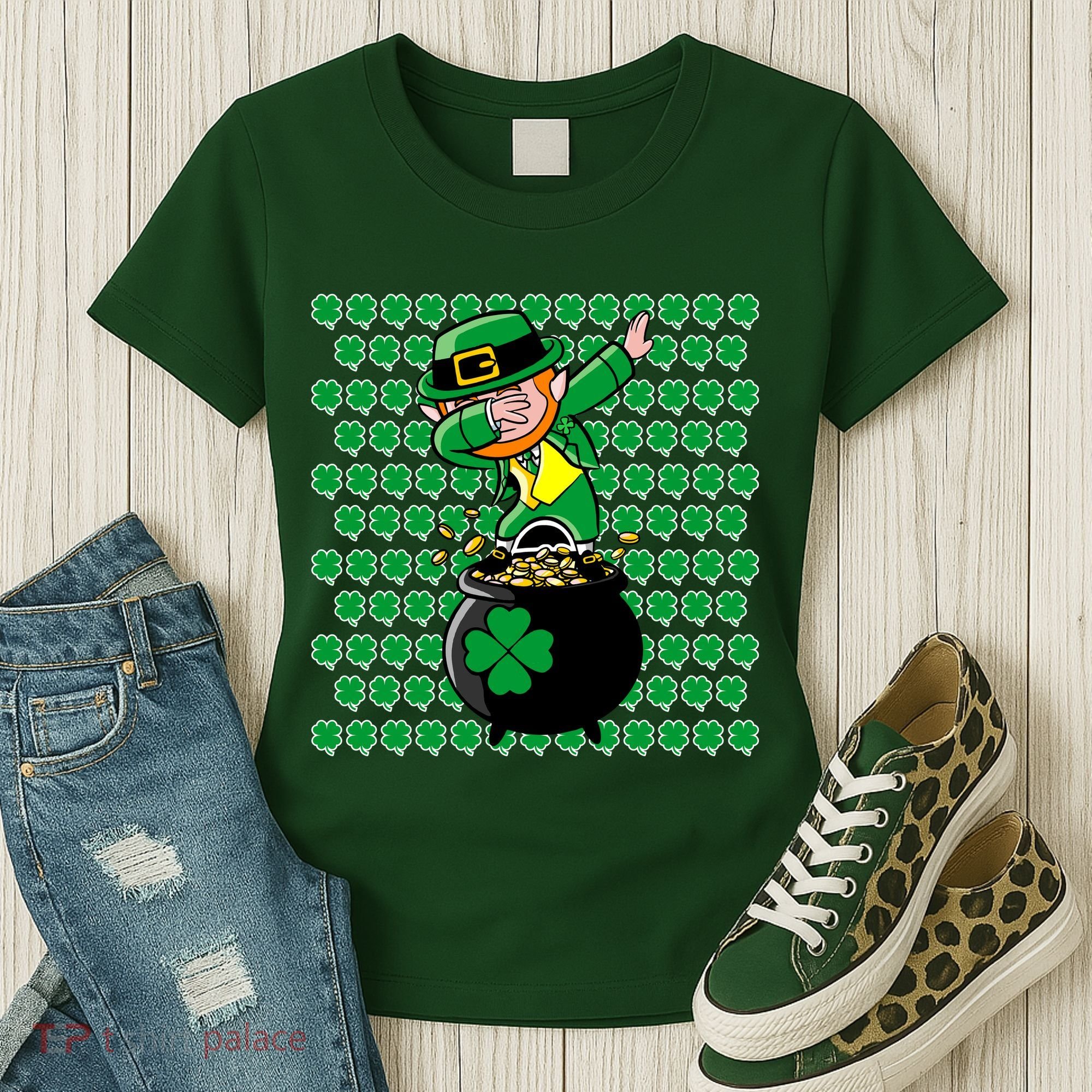 Irish Dabbing Leprechaun Shamrocks Funny Dab St. Patrick's Day Women's T-Shirt