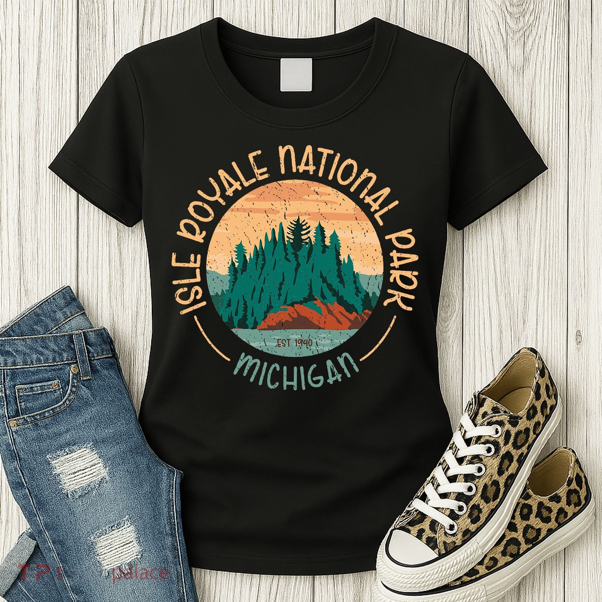 Isle Royale Michigan National Park Moose Sillhouete Women's T-Shirt